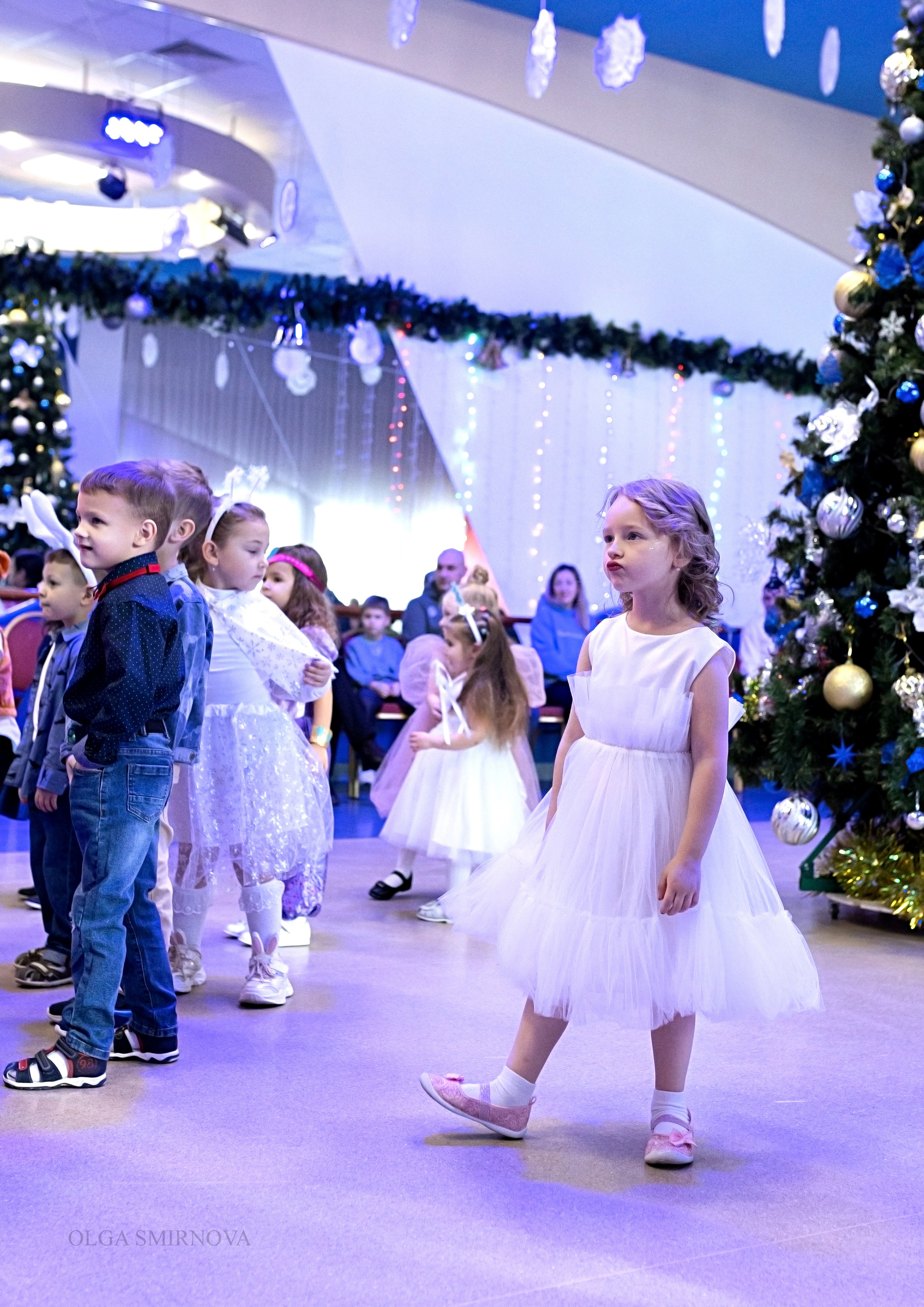 Утренник в ДОФ 04.01.25. Ольга Смирнова юрист, фотограф