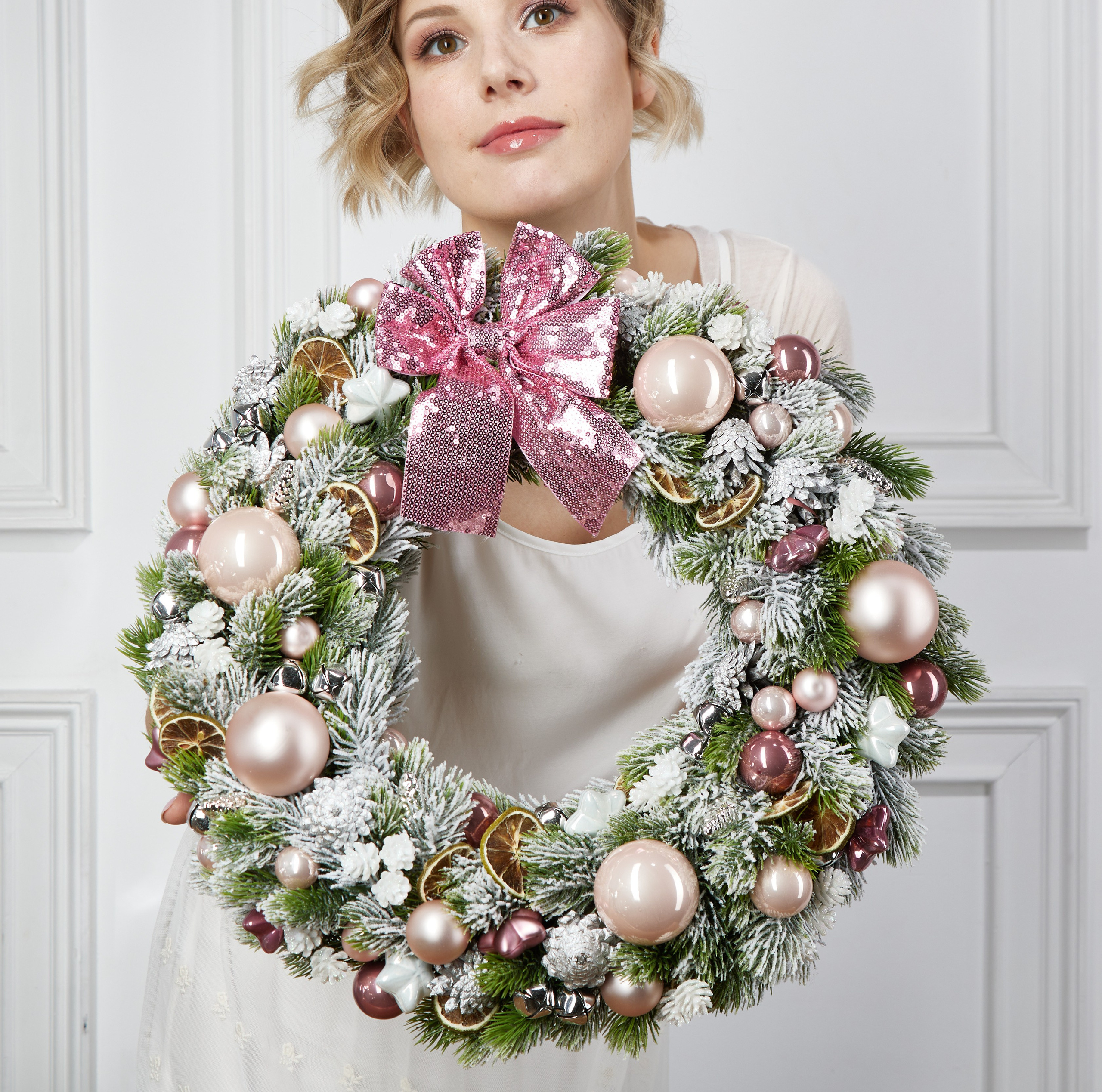 Xmass content for Profi Bouquet. Maria Poleshchuk, commercial photographer in Sydney