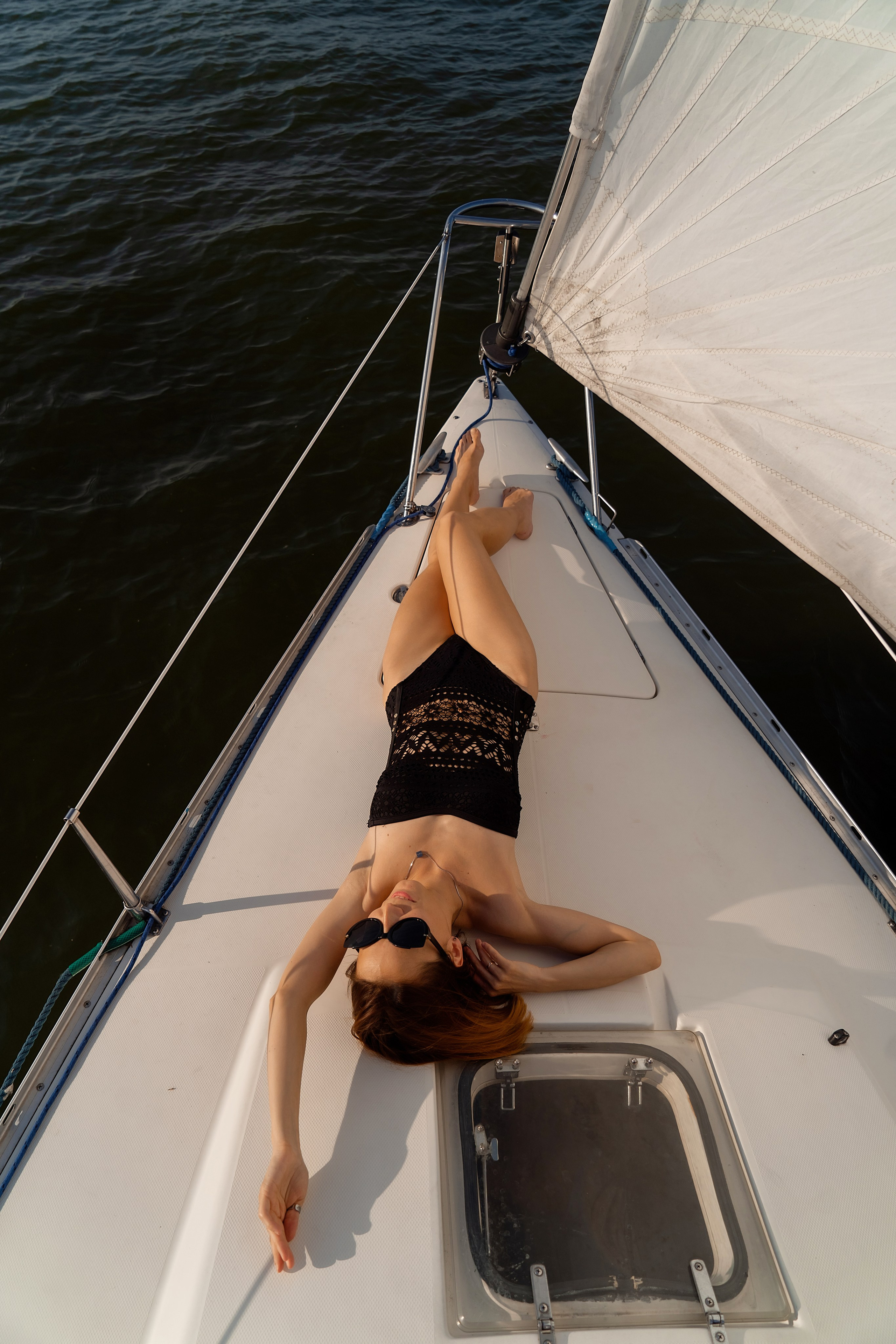 Купальник черный кружевной (р-р 42-44)