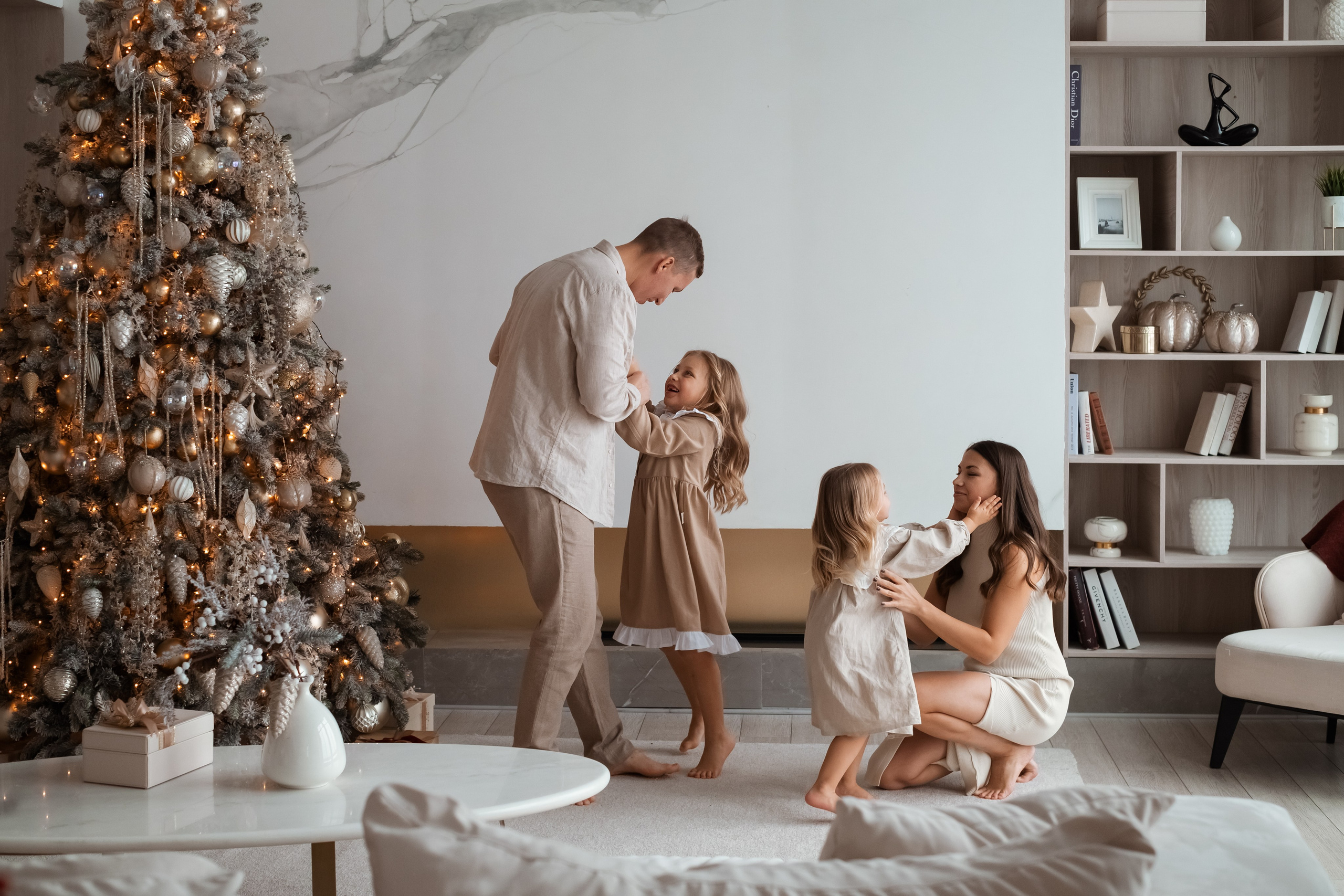 Семейная новогодняя фотосессия. Семейный и детский фотограф в Мелитополе /Наталья Зацеркляная