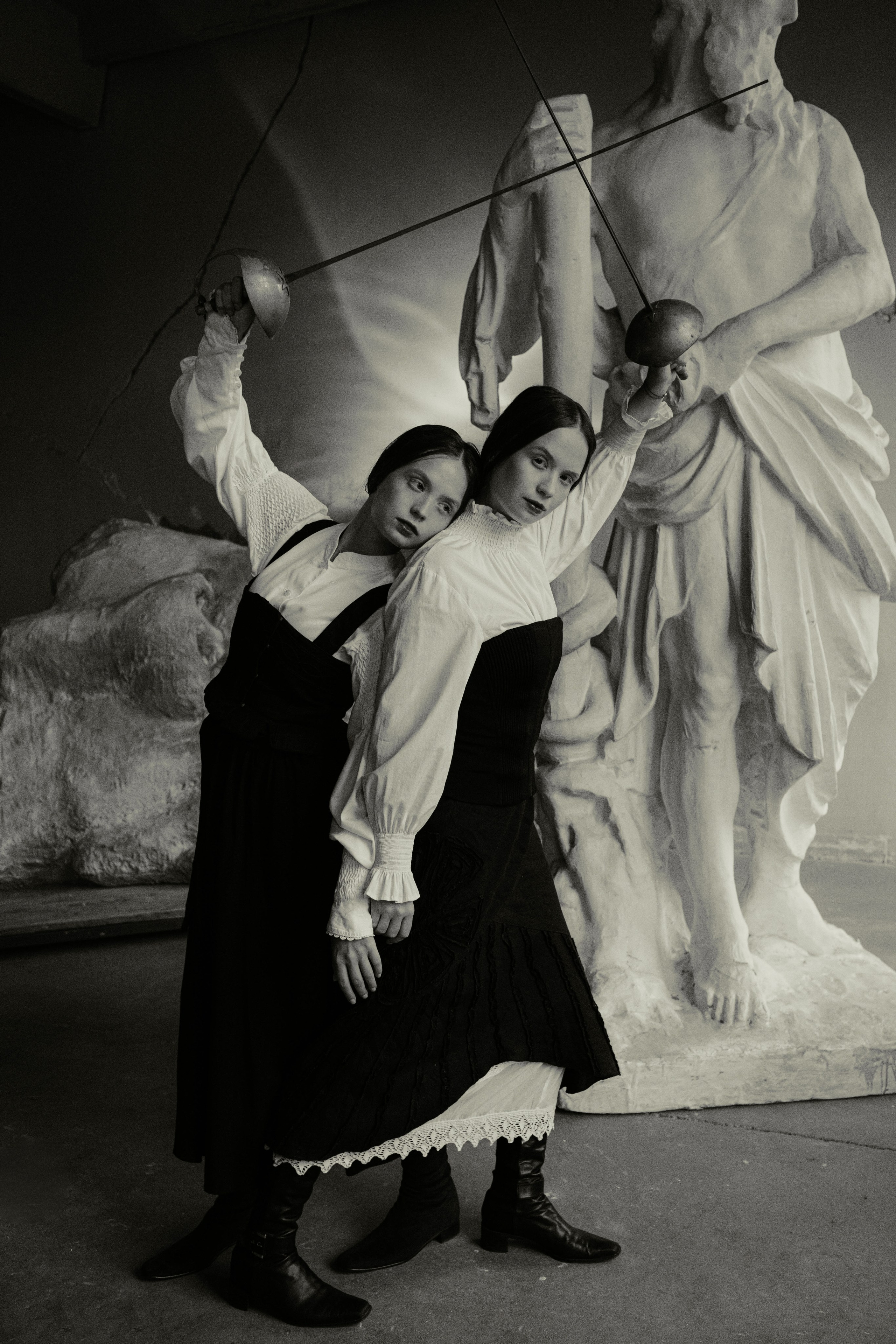 Fencers. Фотограф и Стилист в Санкт-Петербурге Алеся Хомиченок и Игорь Гарин