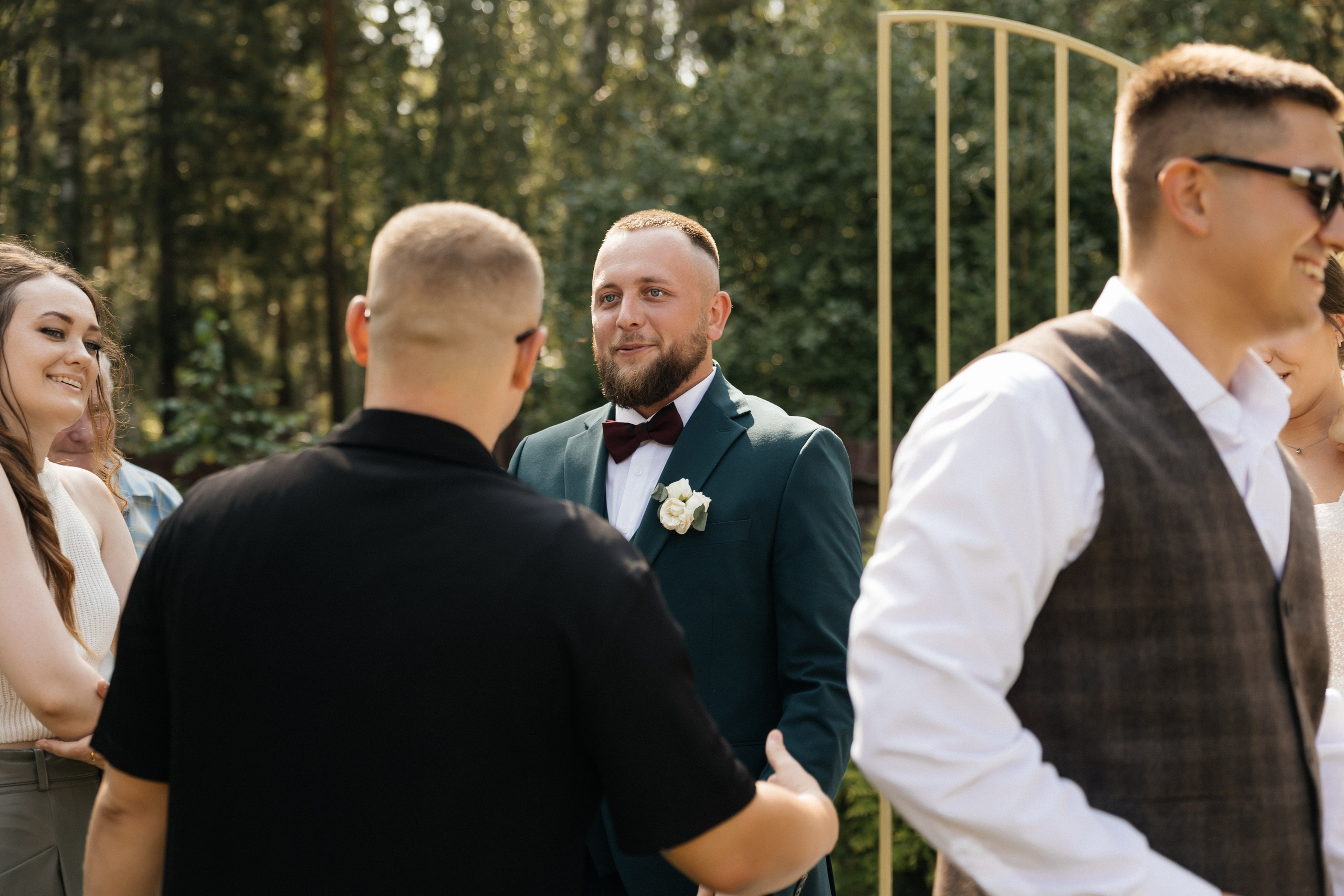 Свадебная история. Лесной Виладж. Свадебный и семейный фотограф Рассказова Виктория