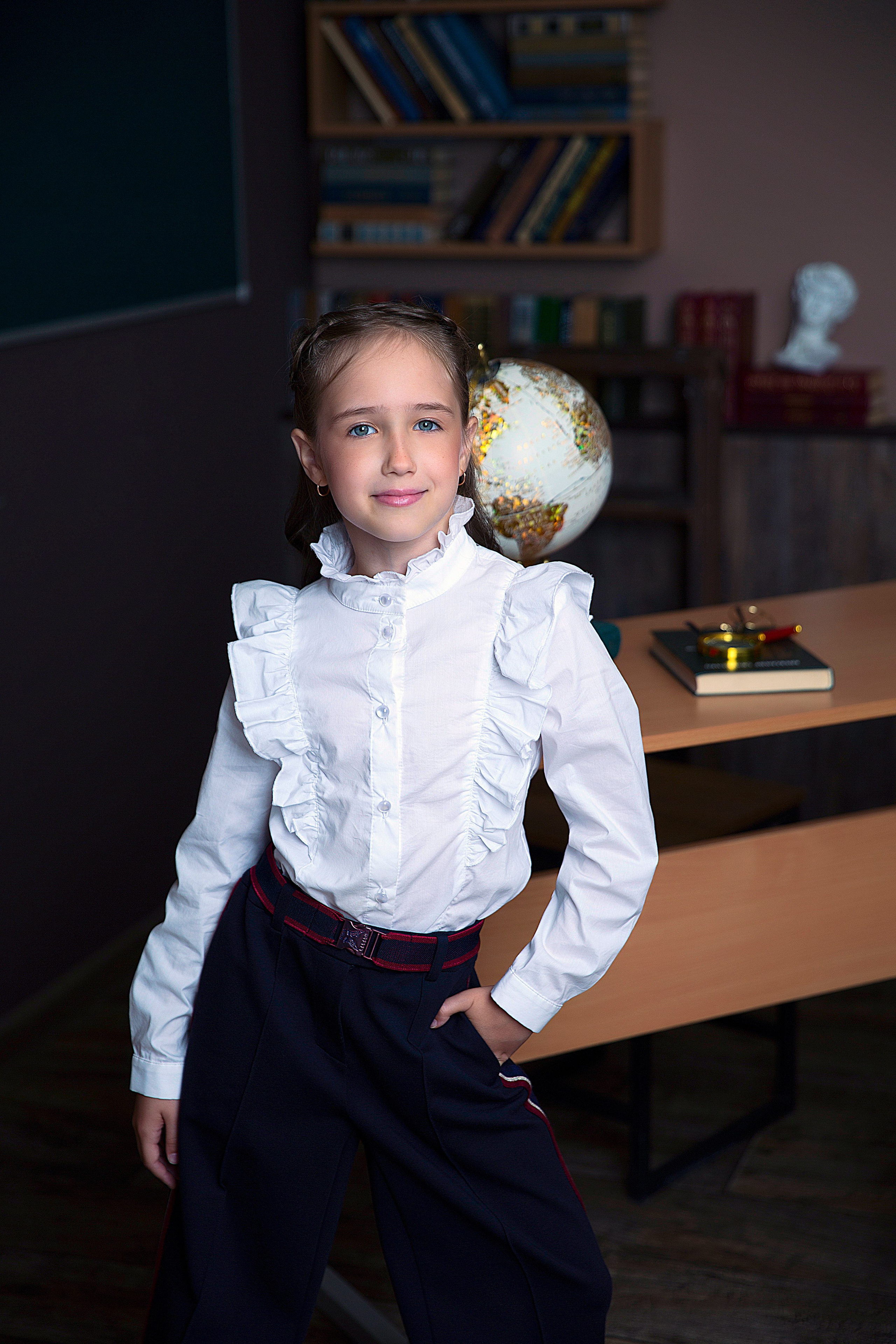 Индивидуальные фотосессии школьников. Детский школьный фотограф в Кемерово Зиновьева Екатерина