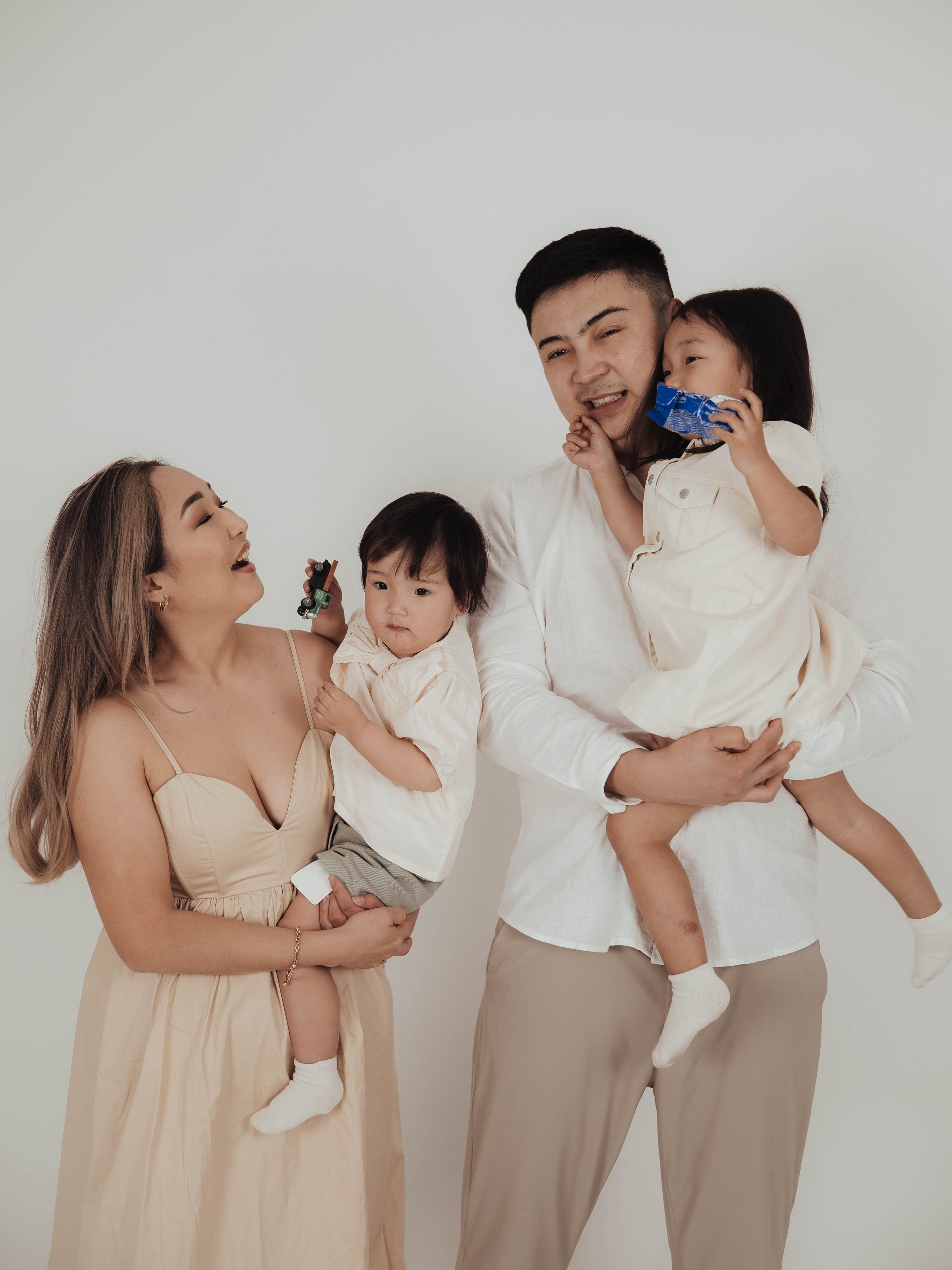 Семейная фотосессия. Фотограф Алматы