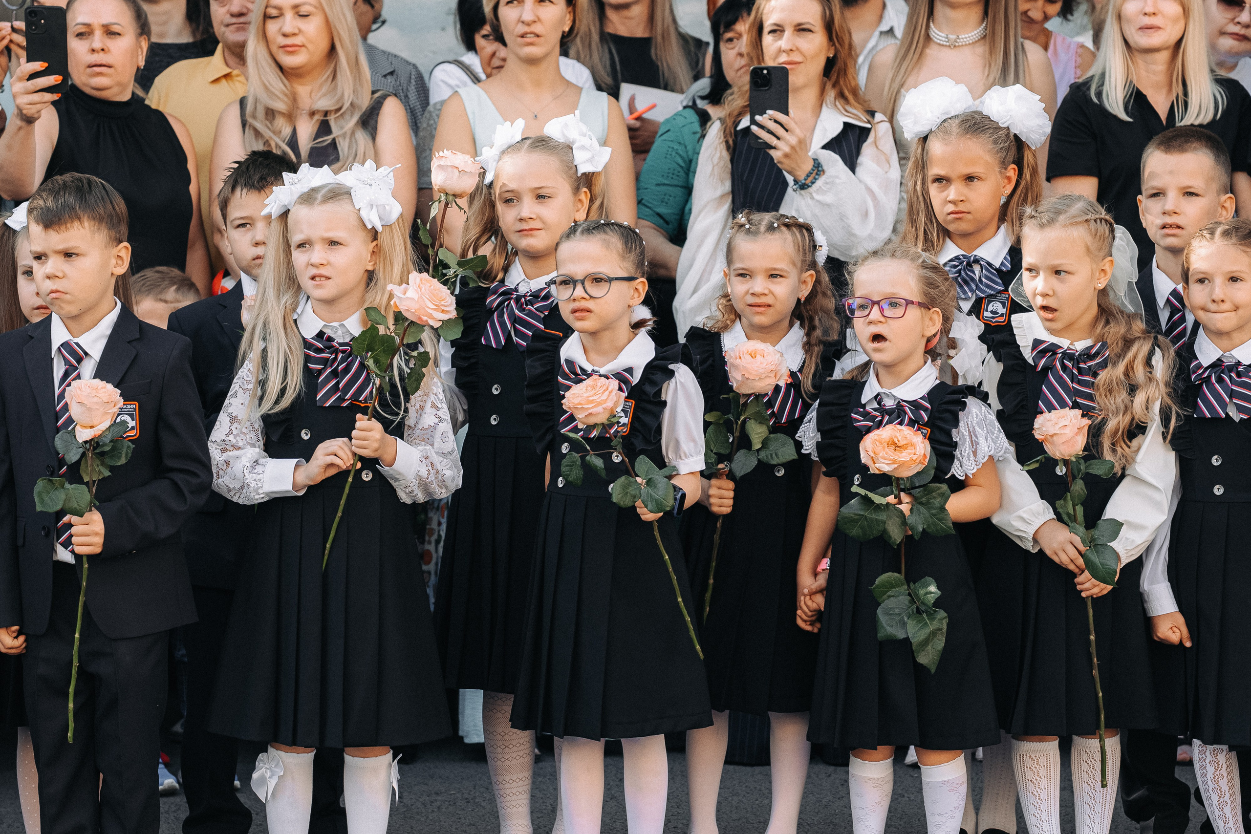 «Здравствуй, школа!» 1 Сентября. Свадебный и репортажный фотограф в Воронеже Роман Янко