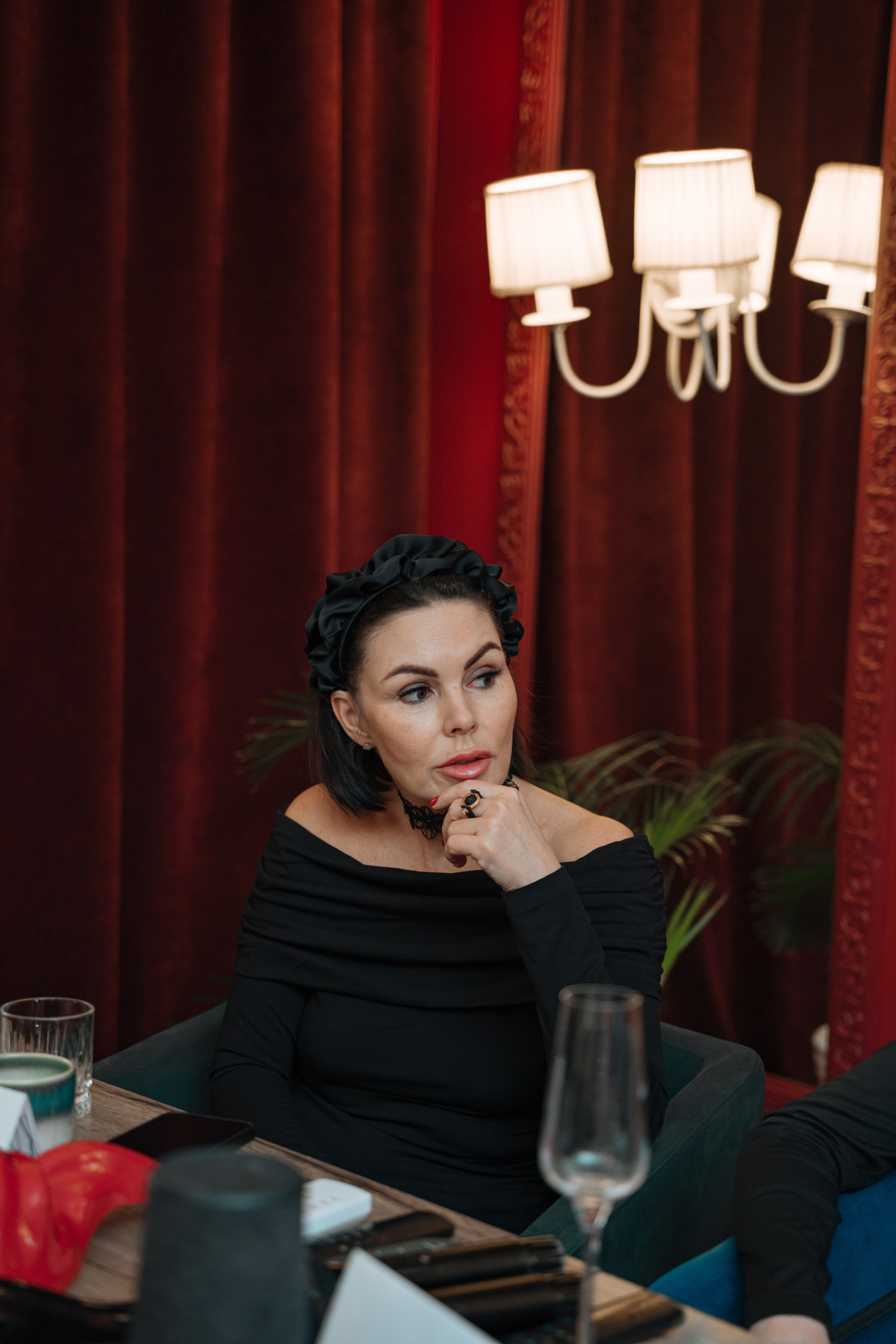 Мафия. Бар FINCH. ЖЕНСКИЙ КЛУБ LAXMI. Портретный фотограф в Санкт-Петербурге Дмитриева Наталия