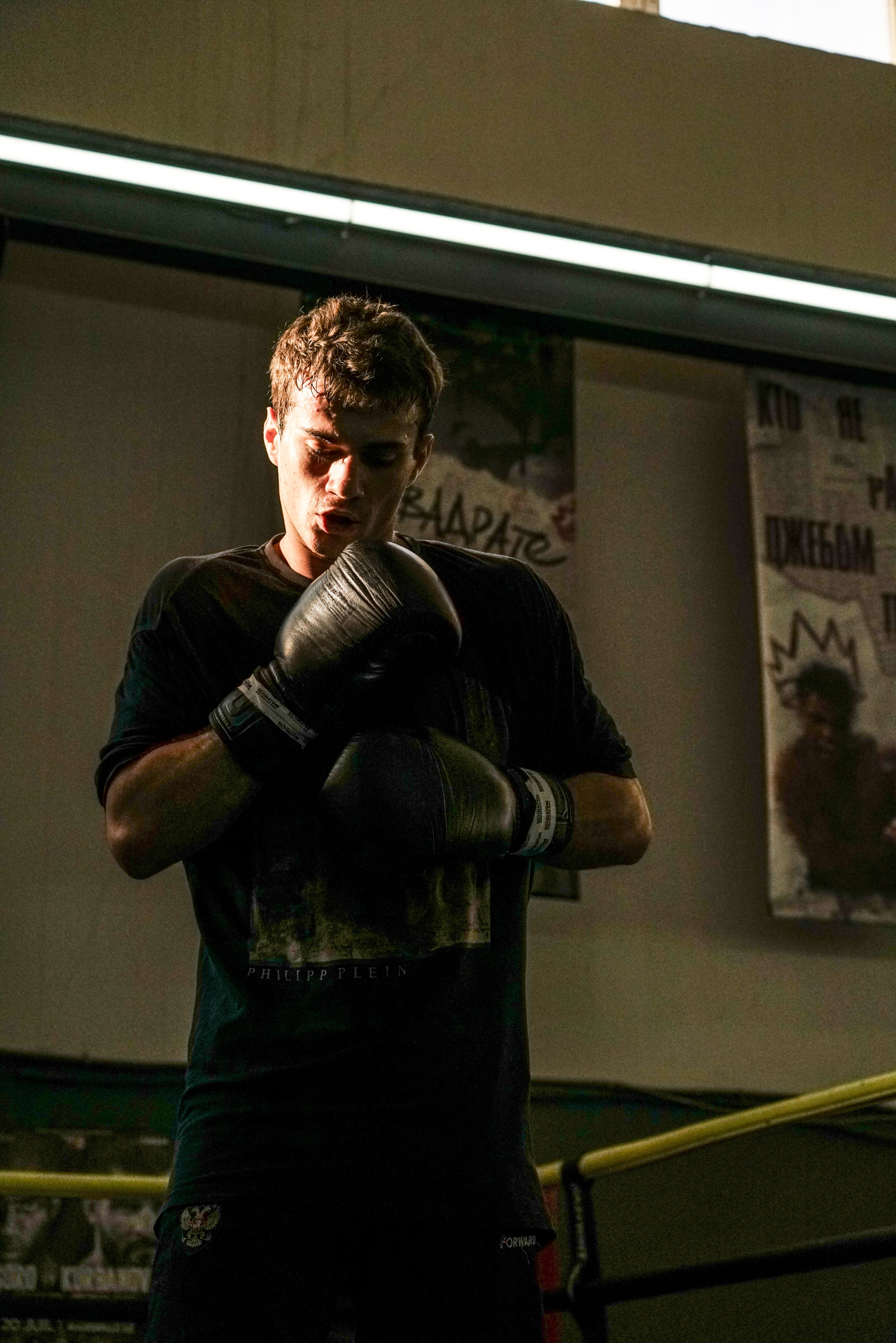 Ultimatum boxing. Not an artist, but photographer. Ivan birdman