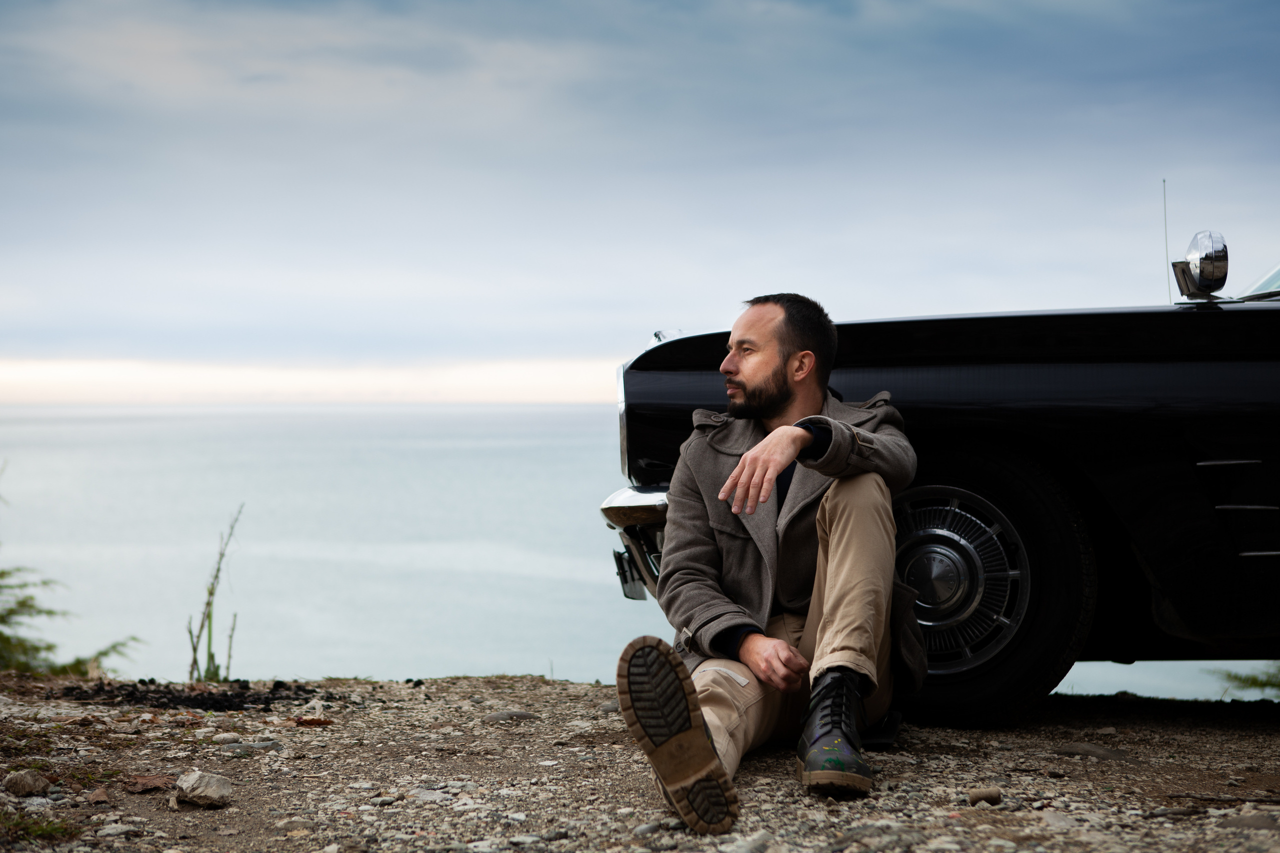 Фотосессия пары с машиной. Фотограф в Сочи Тиунова Маргарита и Тиунов Евгений