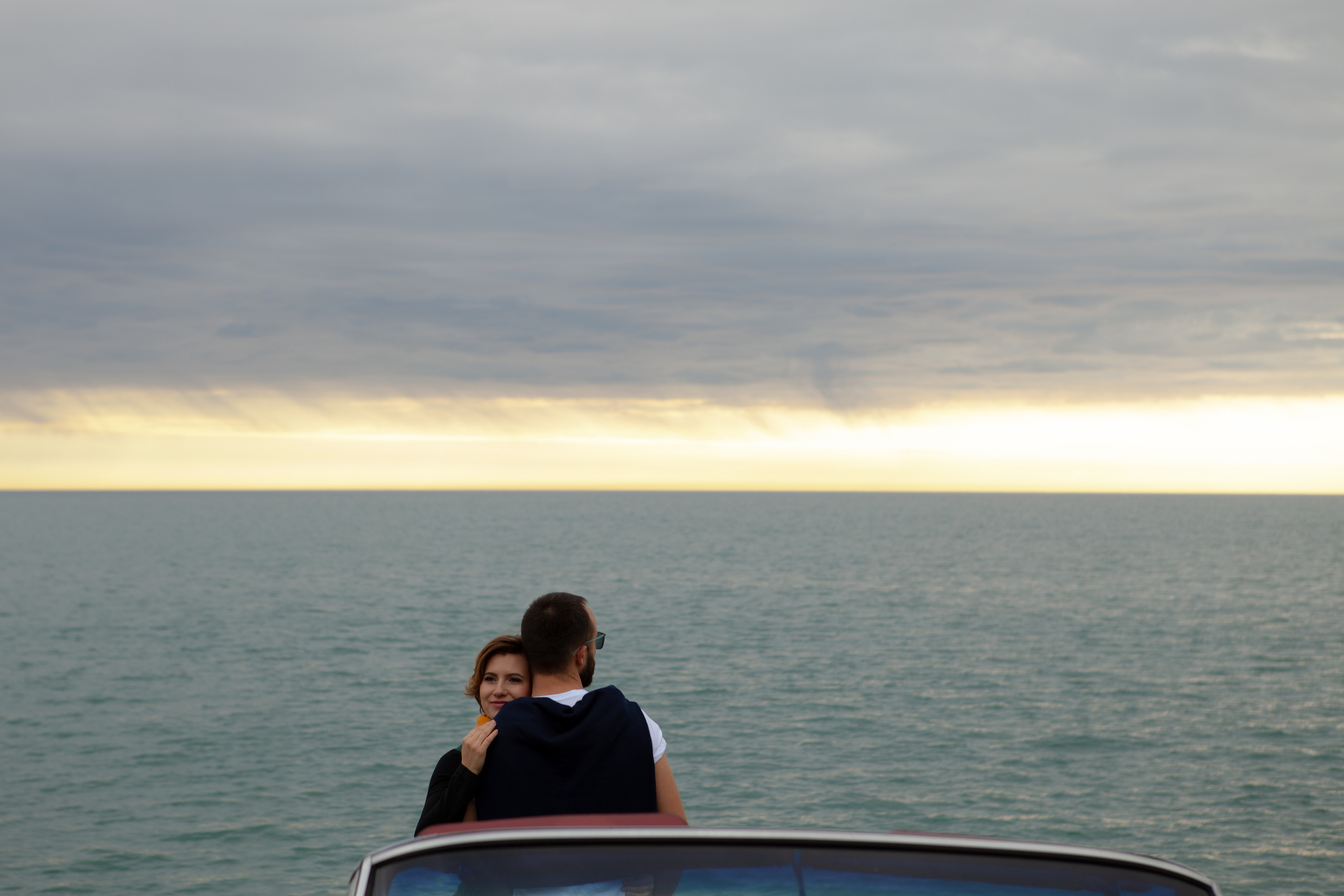 Фотосессия пары с машиной. Фотограф в Сочи Тиунова Маргарита и Тиунов Евгений