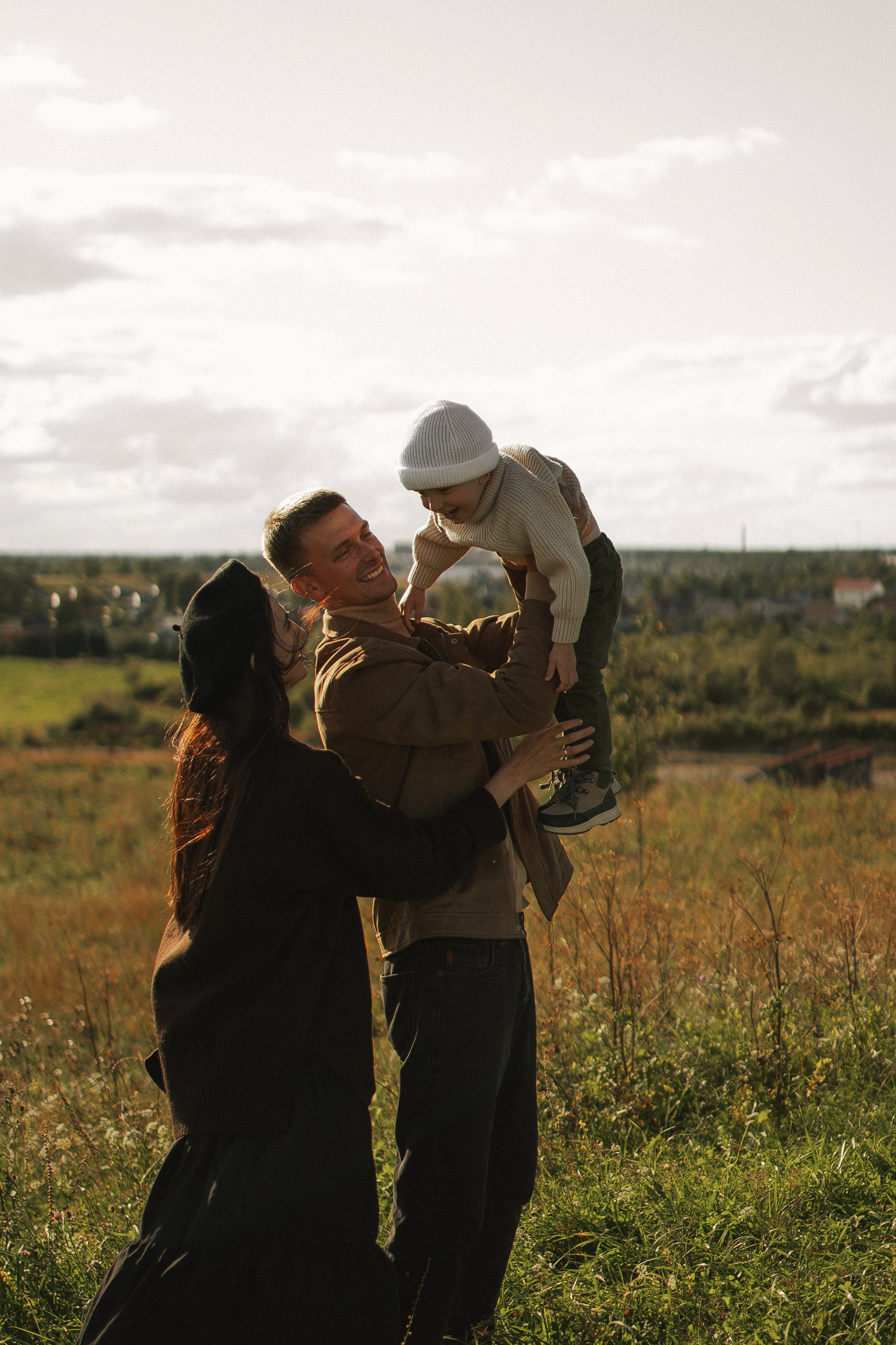 Ульяна, Миша и Тема. Главная