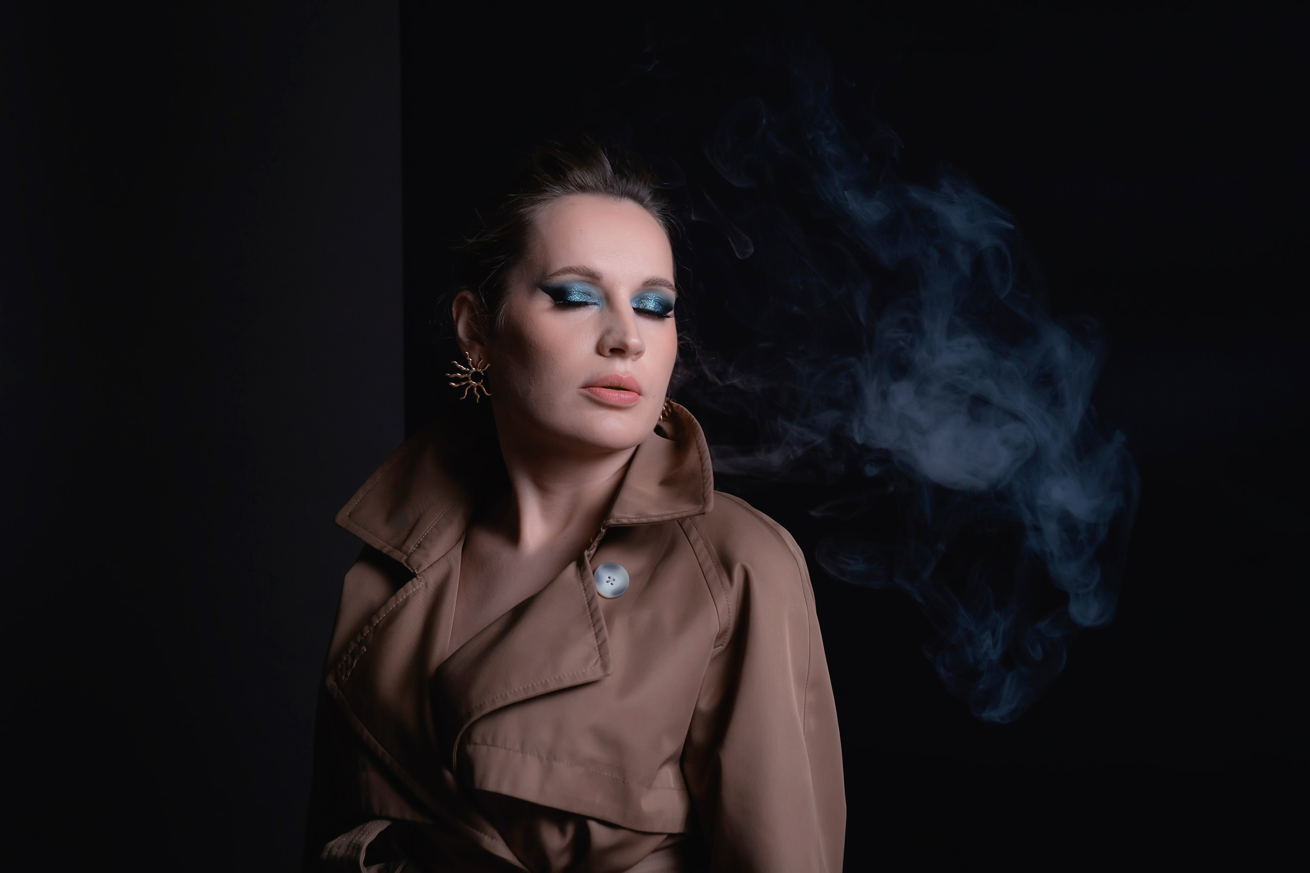 Два образа за одну студийную съемку в Санкт-Петербурге. Портретные фотосессии, контент-съемки, репортаж