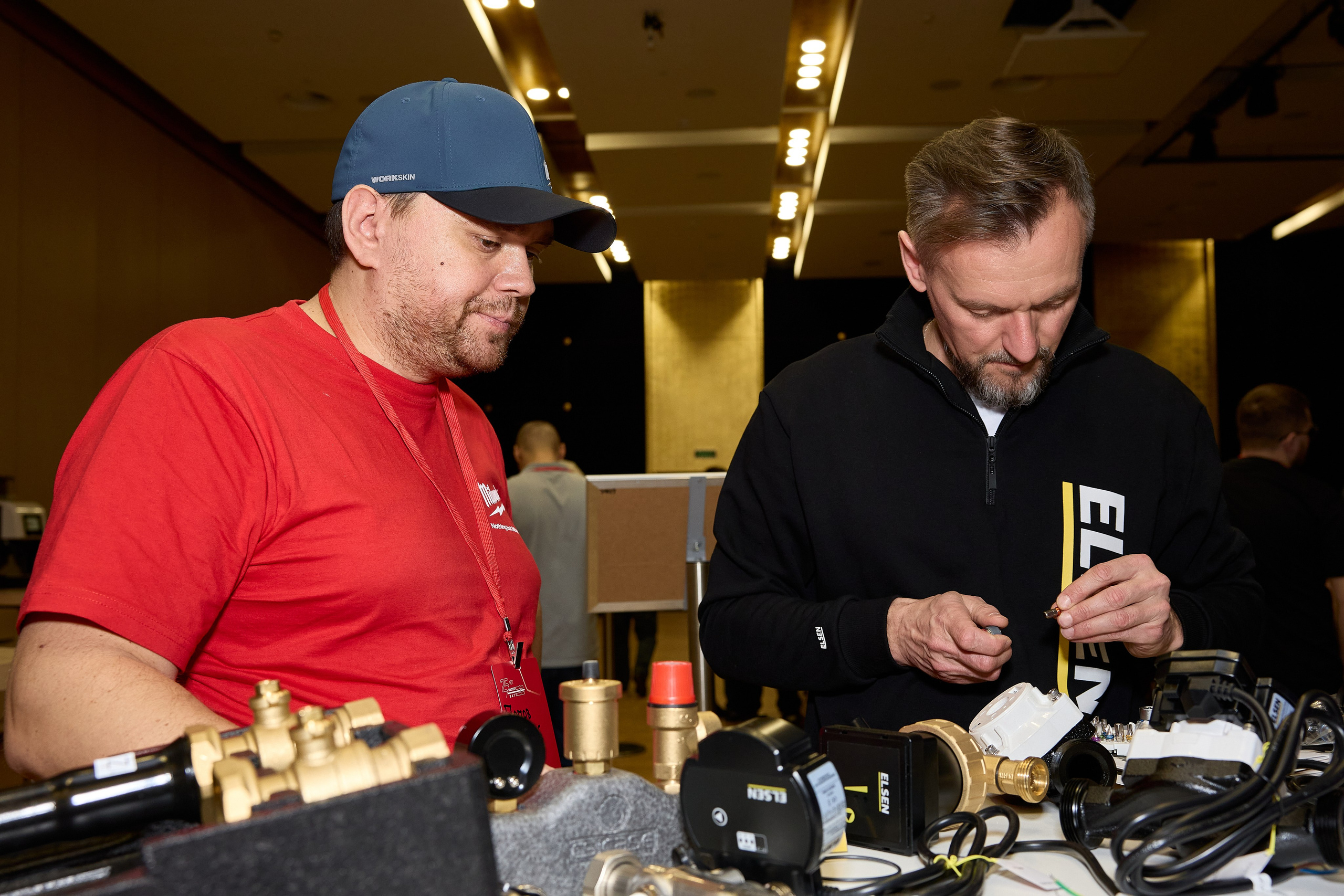 Мастер Ватт, конференция Екатеринбург 2023. Предметный и репортажный фотограф Алексей Кротов