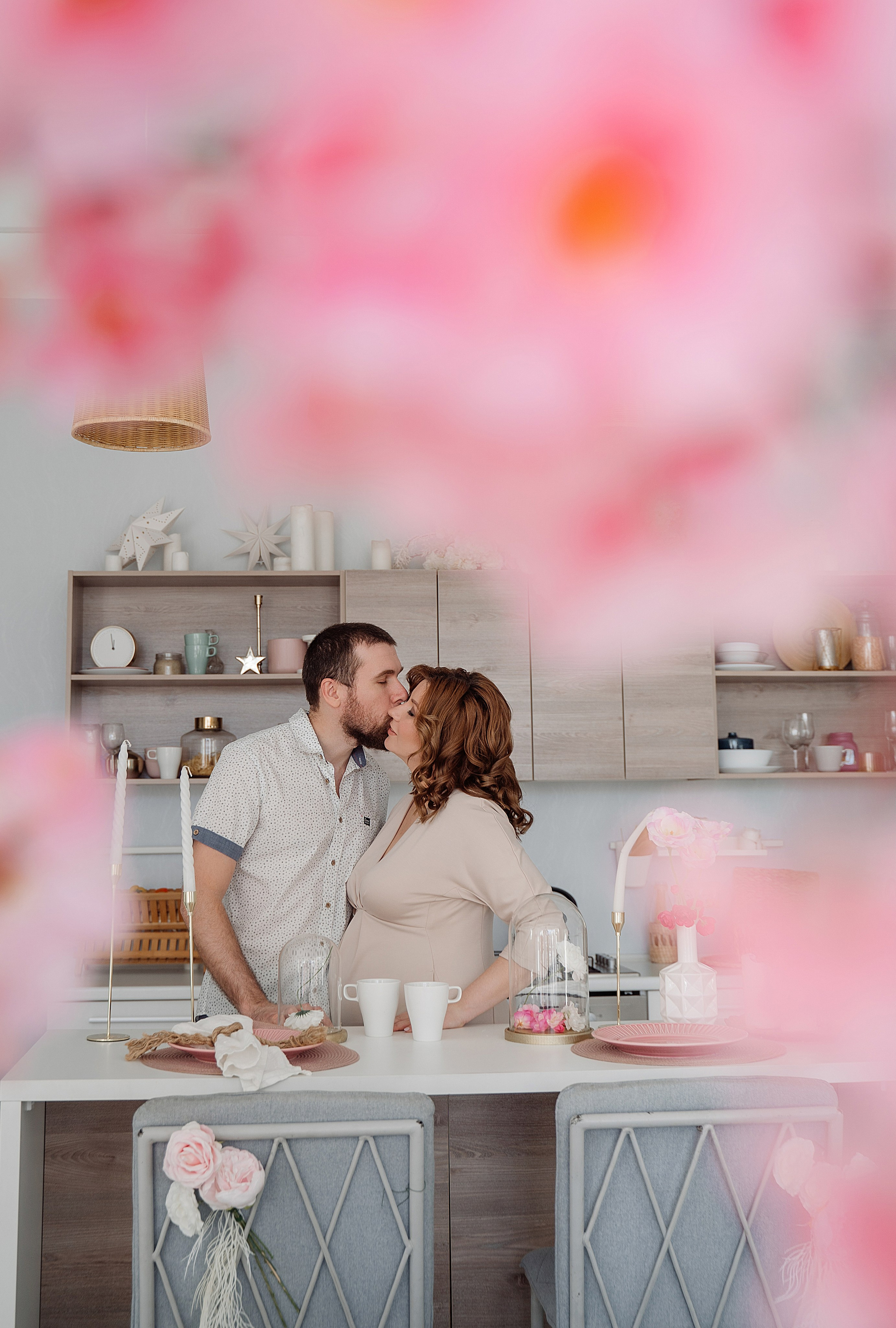 Беременная съемка в студии. Свадебный фотограф