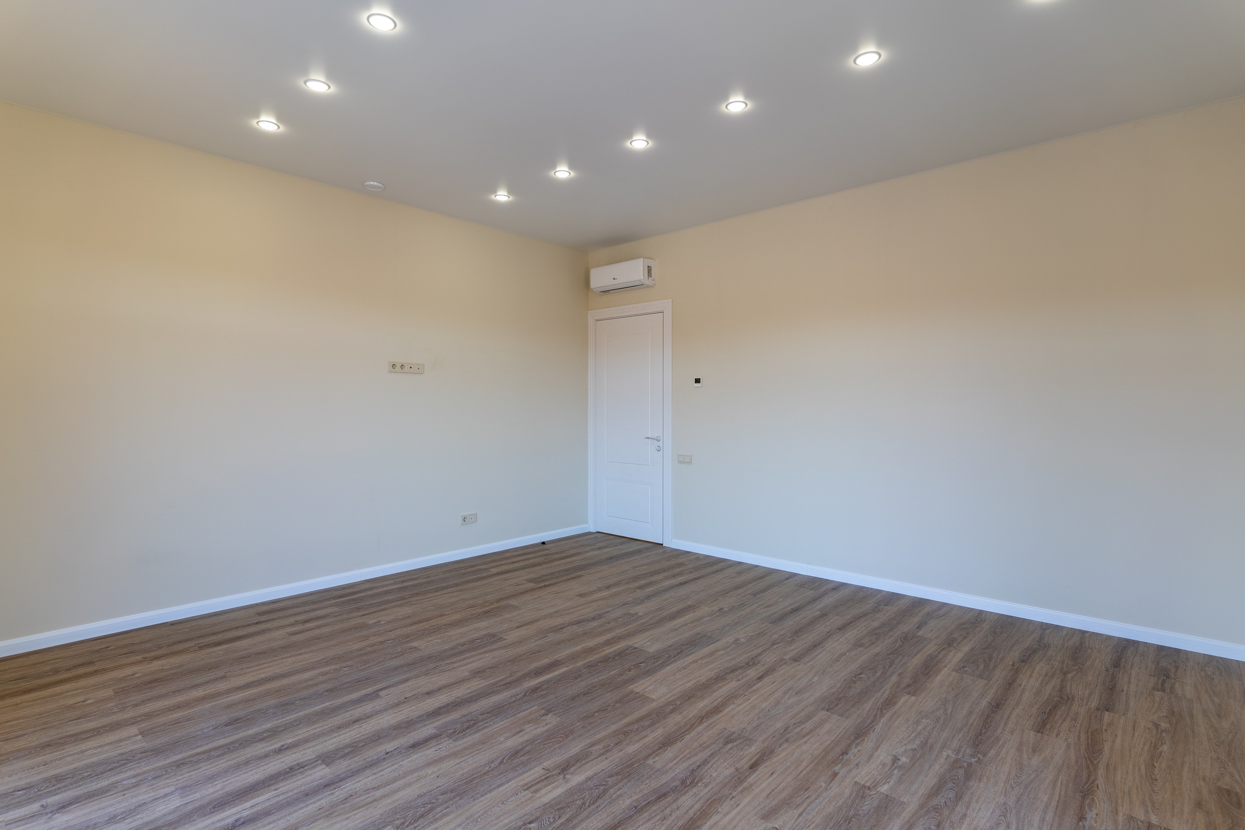 КП Петергофские дачи. Интерьерный фотограф и видеограф Санкт-Петербург и Ленинградская обл