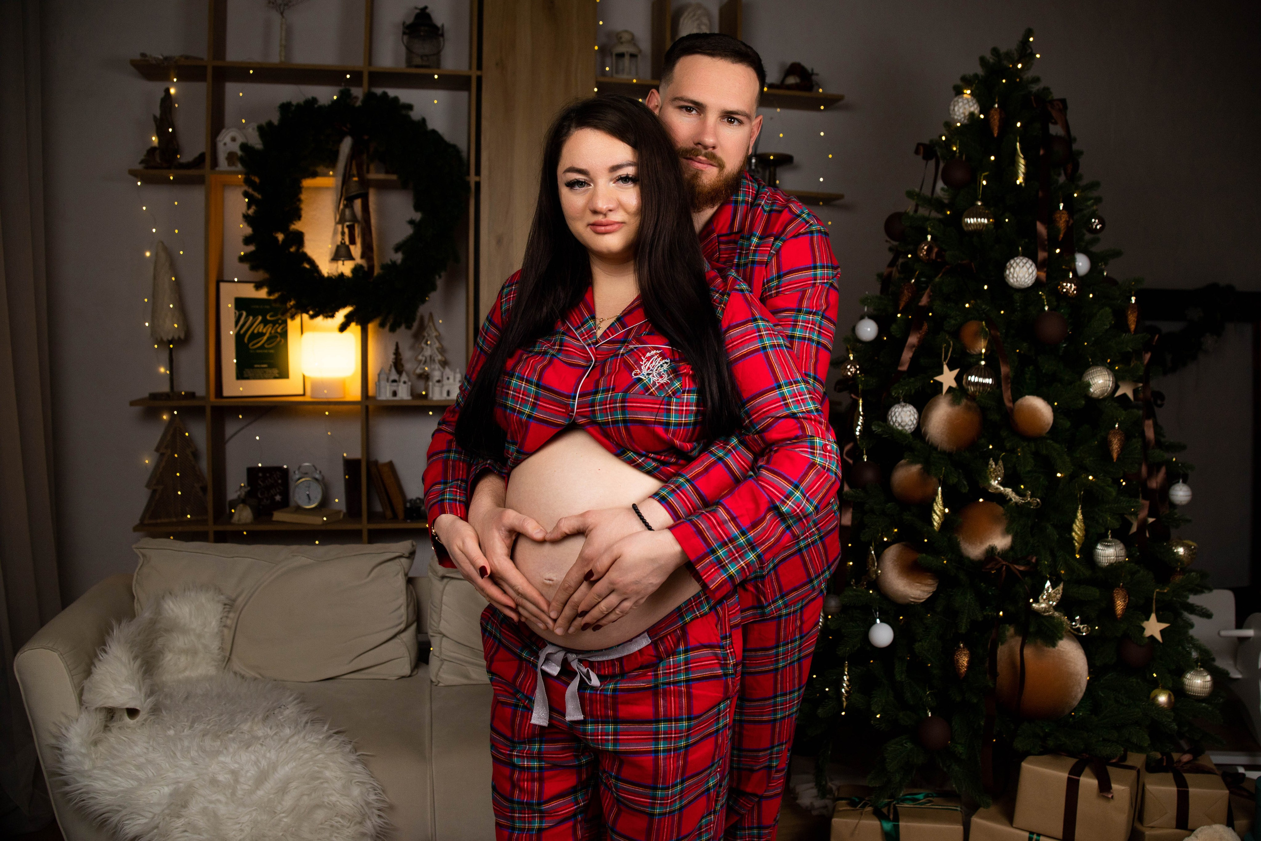 Фотосессия семейная «Новый год c пушистиком». Фотограф в Крыму Татьяна Барицкая ЕНОТИКА