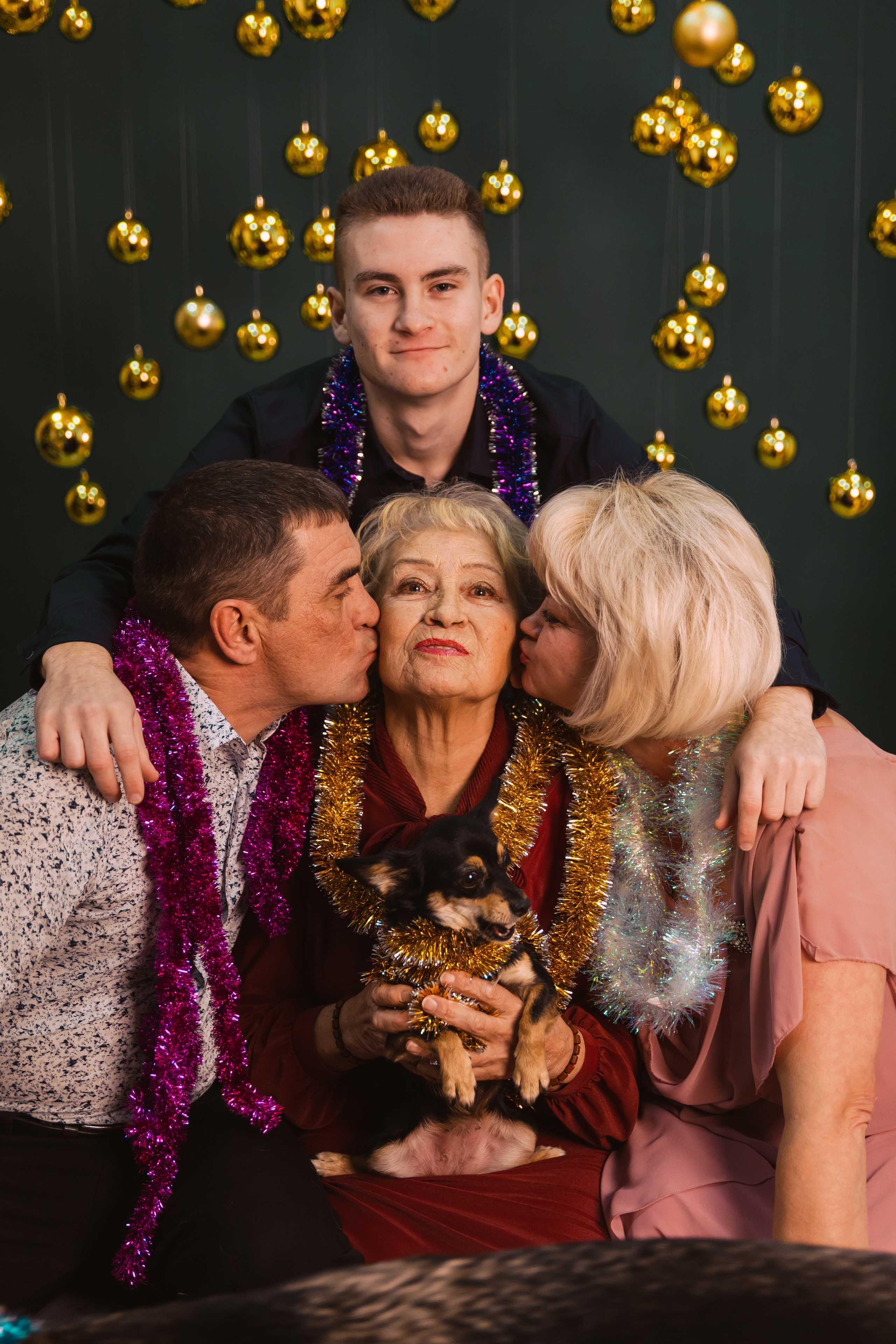 Семейный портрет. Новый год. Фотограф во Владивостоке. Юрганова Анна