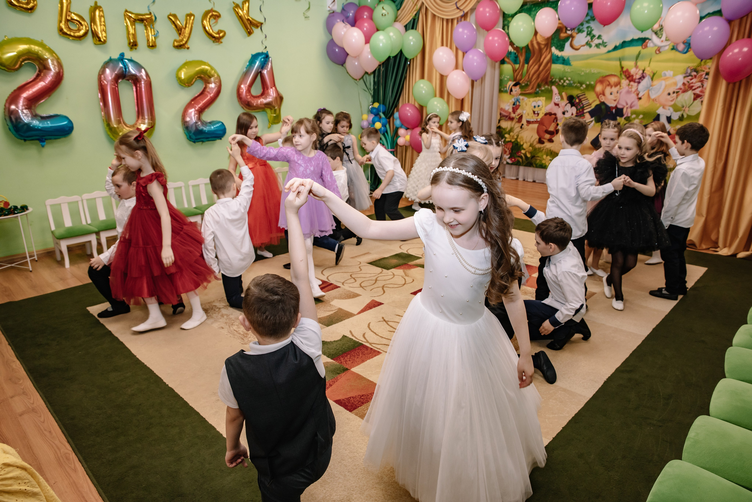 Группа «Сказка» ДС 69 Выпускной 2024. Фотограф в Москве Яна Полосина