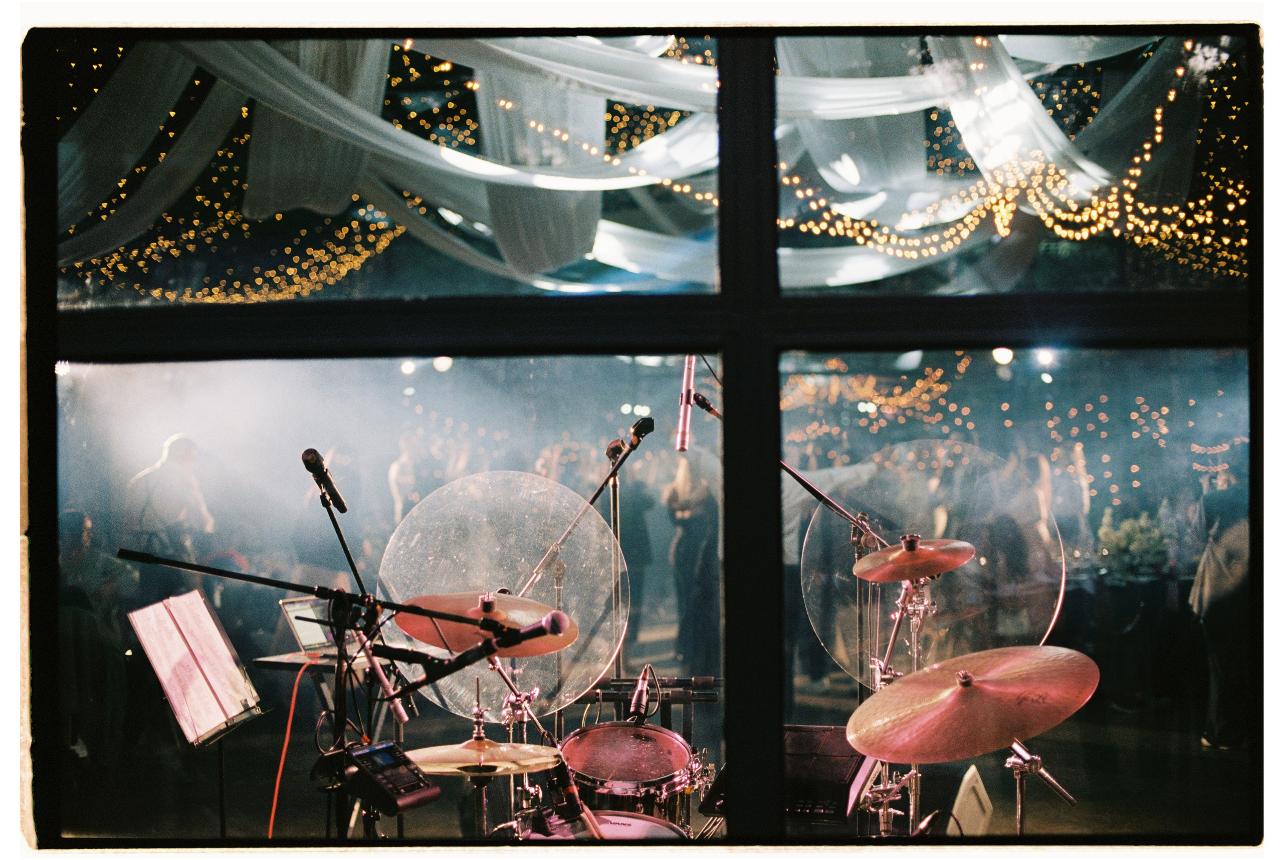 Film WD. Свадебный и репортажный фотограф