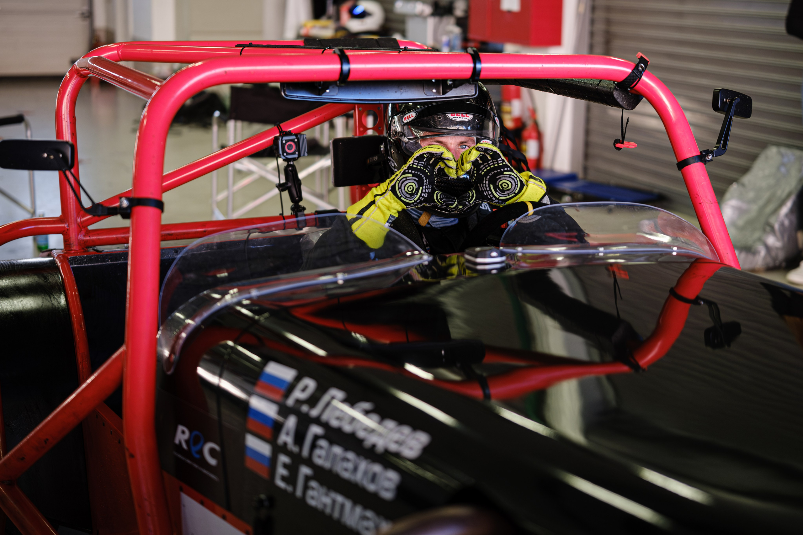 Российская серия гонок на выносливость. Авто и мотоспорт — фотограф Антон Медведев iCoguar