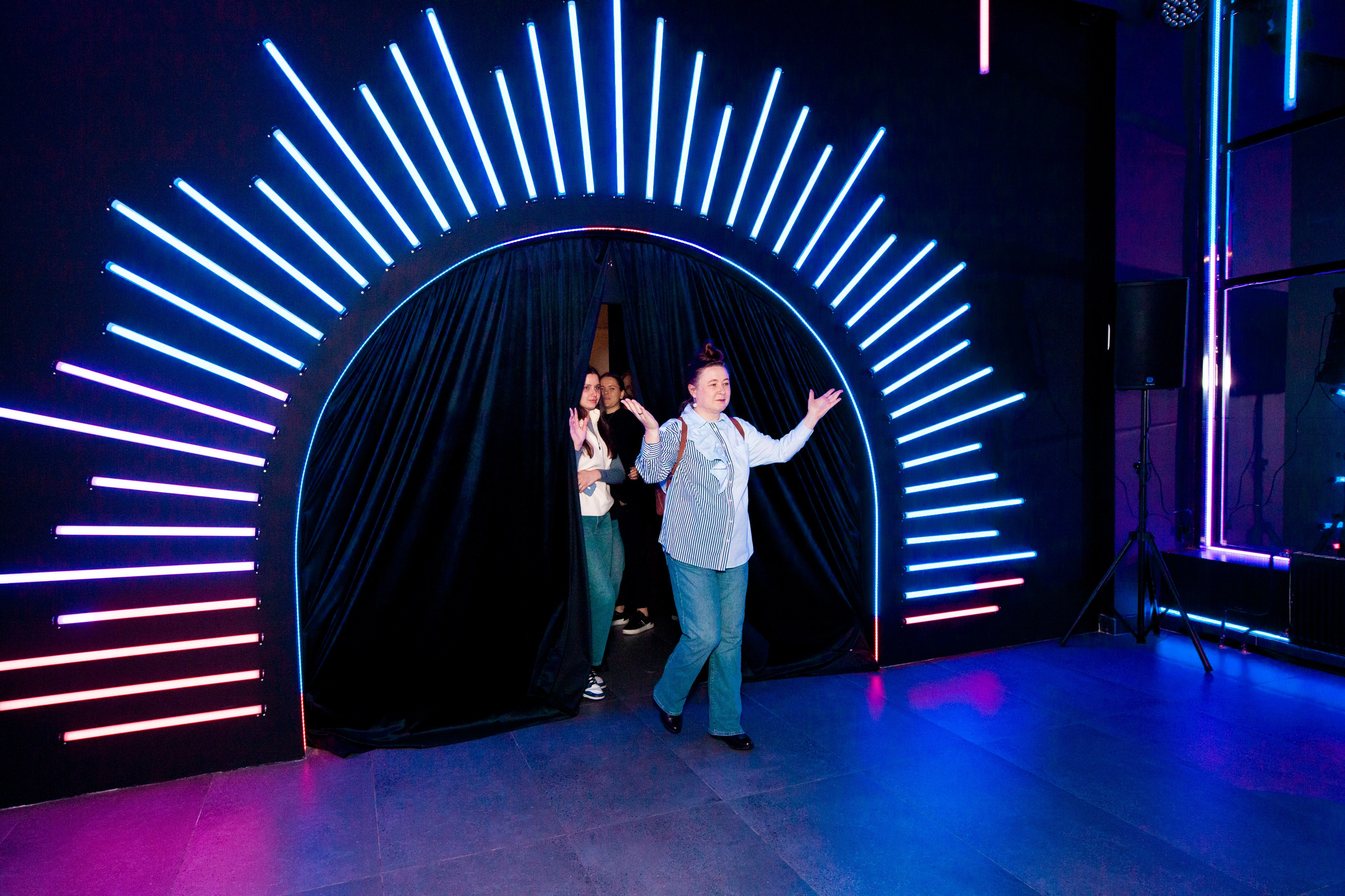 Хитомания. Stanislav Baryshev — People. Emotions. Atmosphere