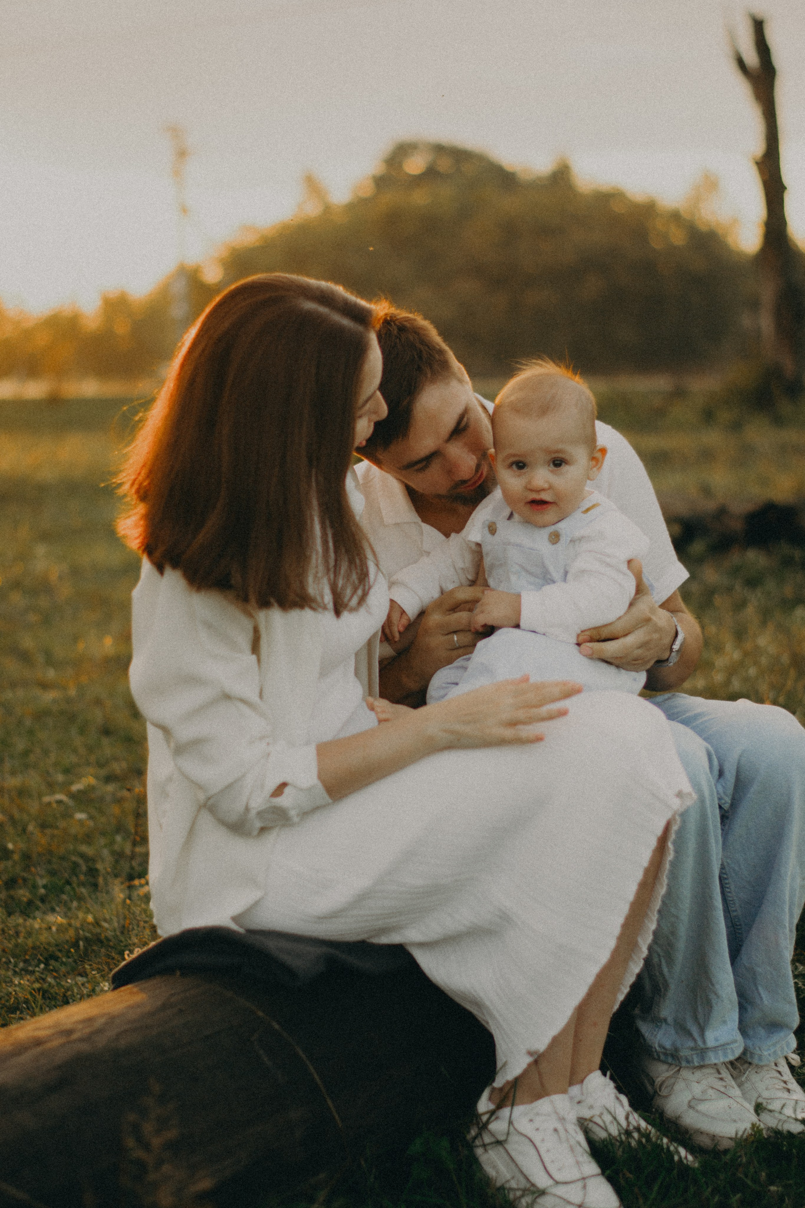 Семья с малышом на природе. Женский и семейный фотограф в Казани Гульназ Гизетдинова