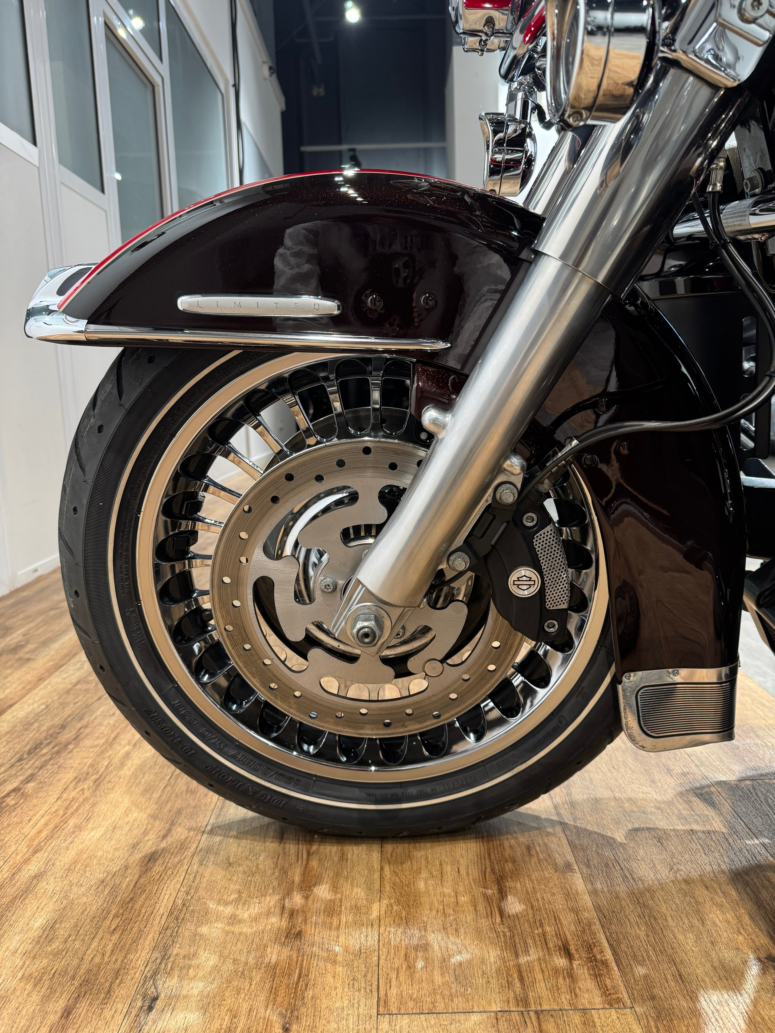 Мотоциклы Harley-Davidson 110 CVO Fire Fighters' Edition (Touring)  — купить мотоцикл. Hello Davidson, Москва. Только хорошие мотоциклы…