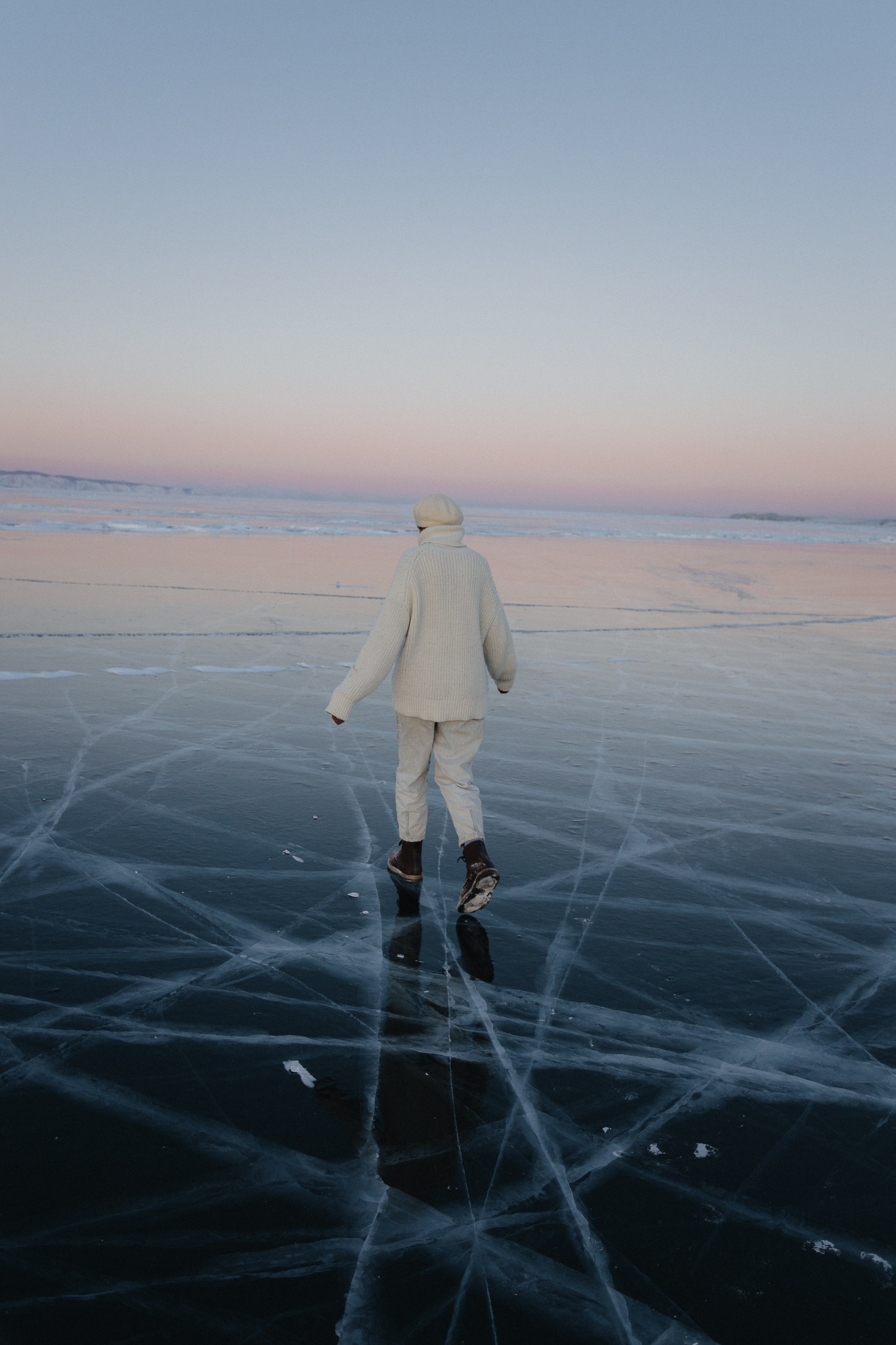 Лёд Байкала. Фотограф Ольхон/ Индия, Регина