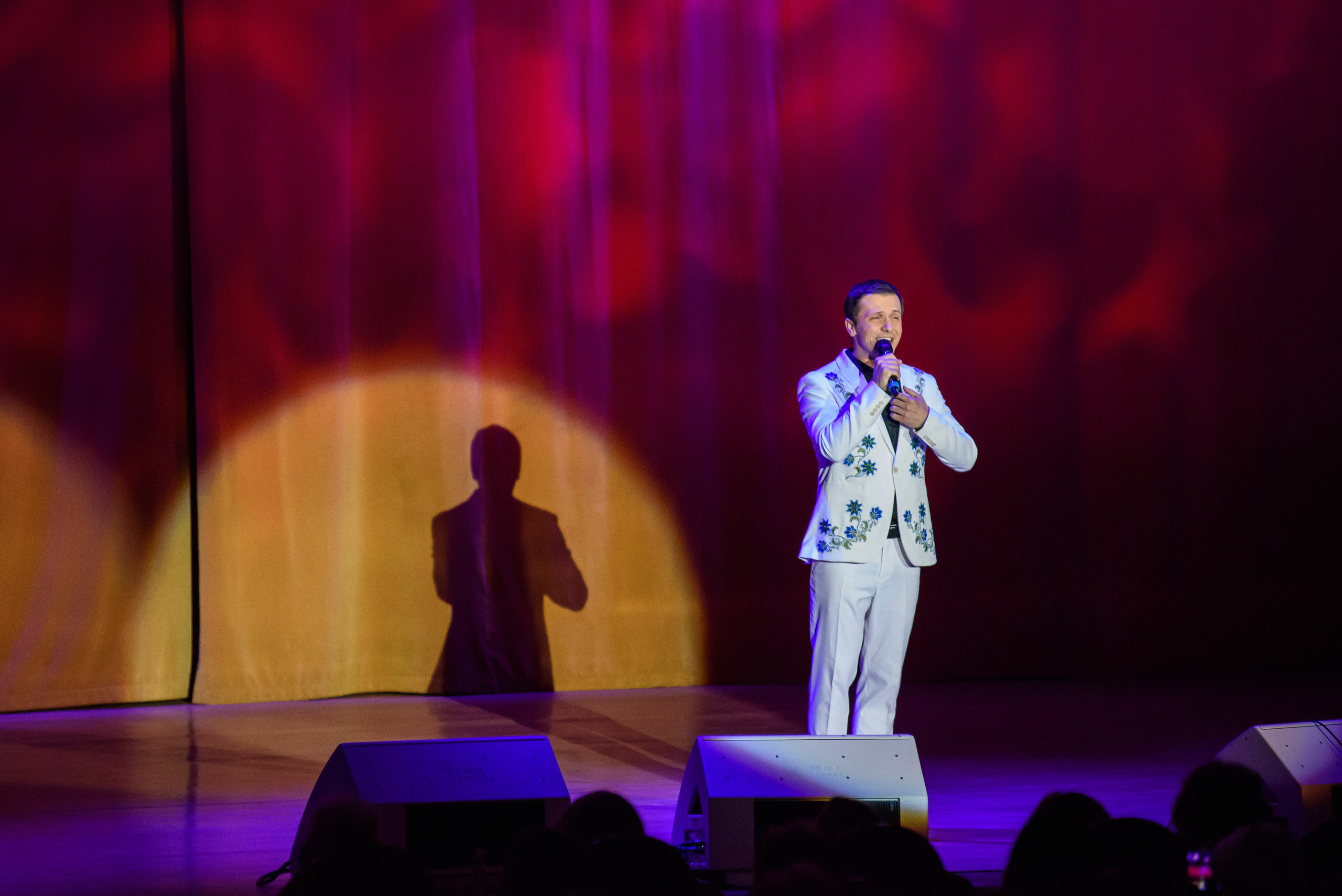 «Душевные песни» — «Имена на все времена», ЗЦС. Бренд-фотограф для экспертов и блогеров в Москве Влада Горбовская