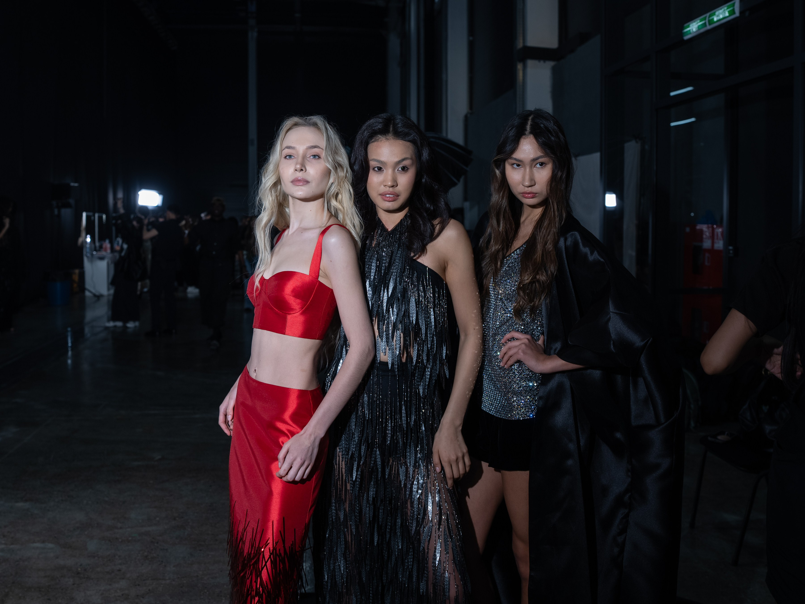 Visa Fashion Week Pre-Fall 2026 April BackStage Day 1. Сайт Алматинского НЮ АРТ, будуар и фэшн фотографа Дениса Карпенко