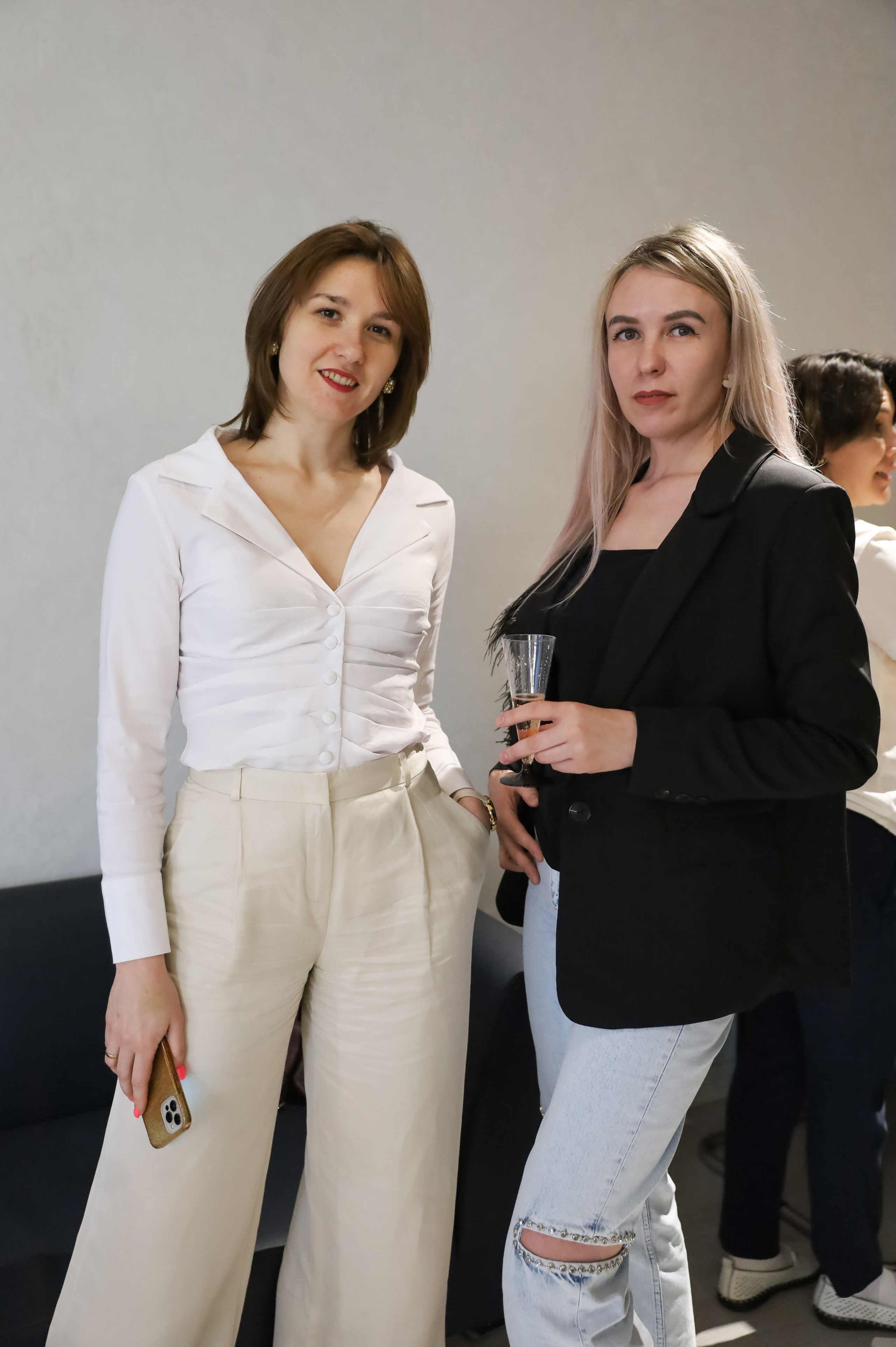 КОНФЕРЕНЦИЯ ВЫПУСКНИКОВ ШКОЛЫ ПРОДЮСИРОВАНИЯ АННЫ НОВИКОВОЙ. Фотограф мероприятий Ирина Каширина