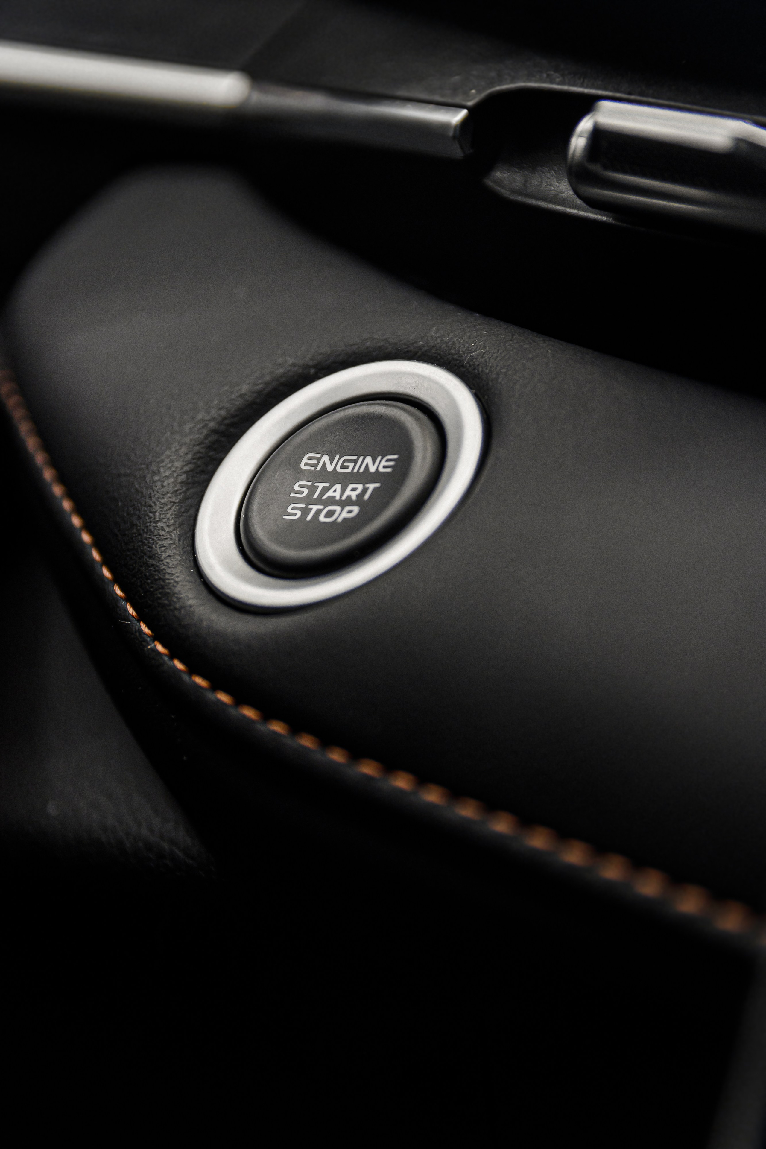 Джили Центр Минск. Свадебный фотограф Минск, Фаниполь, Беларусь Кирилл Напреев