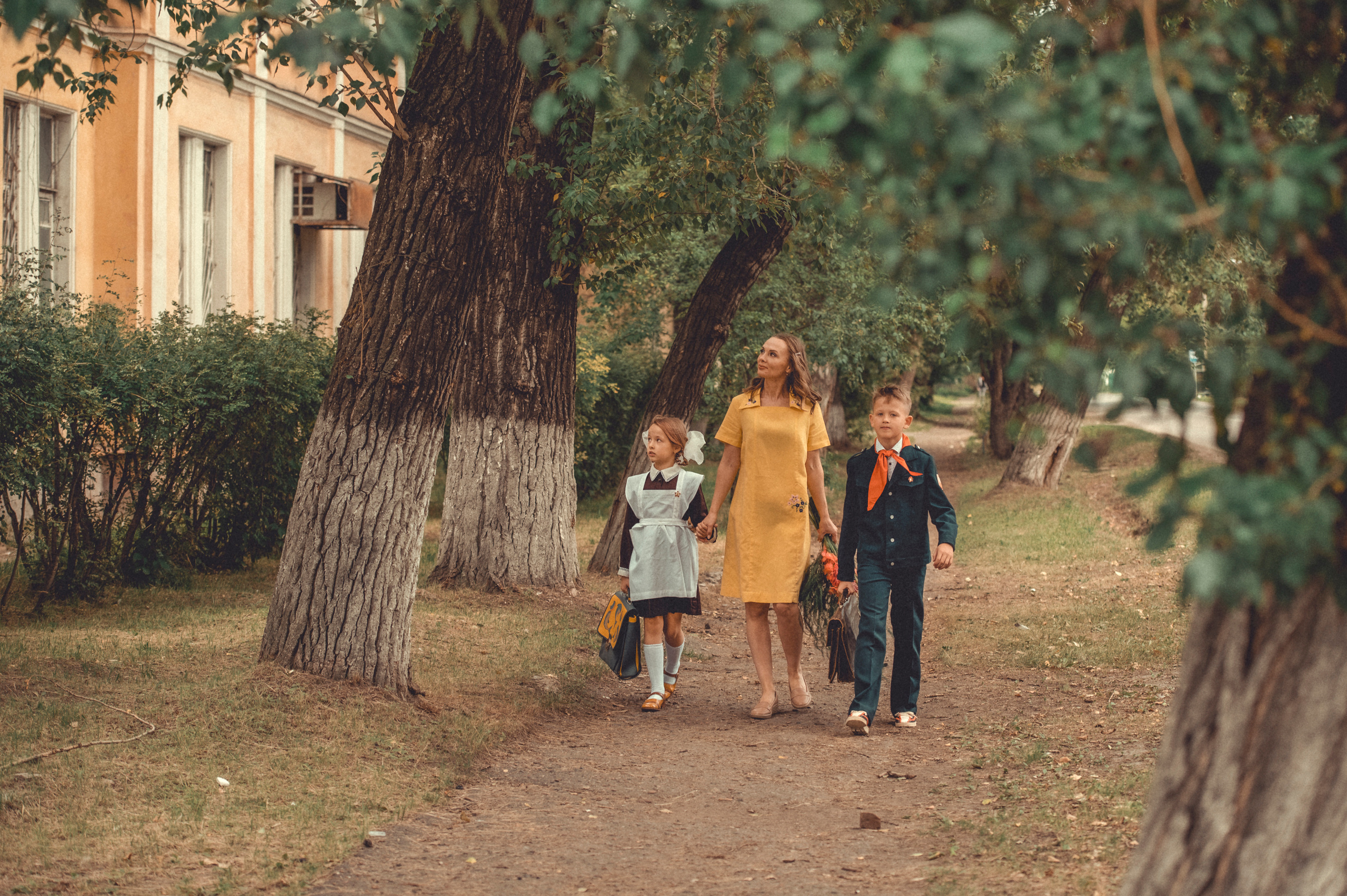 Школьные фотосессии тематические. Семейный и детский фотограф в Канске и Канском р-не, Красноярск и
