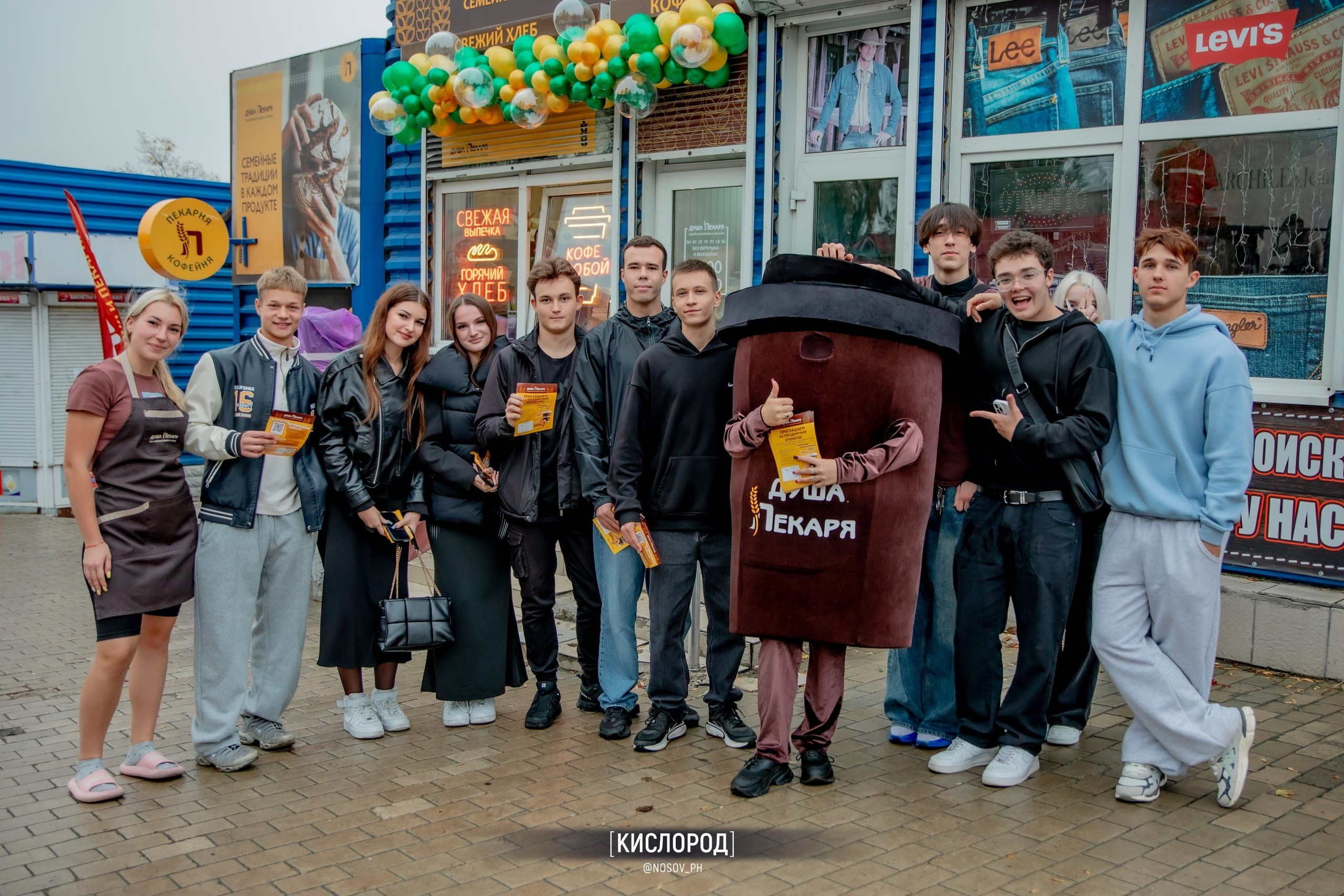 Репортажная съемка с открытий магазинов. Свадебный, репортажный и фуд фотограф в Донецке и Макеевке Носов Дмитрий