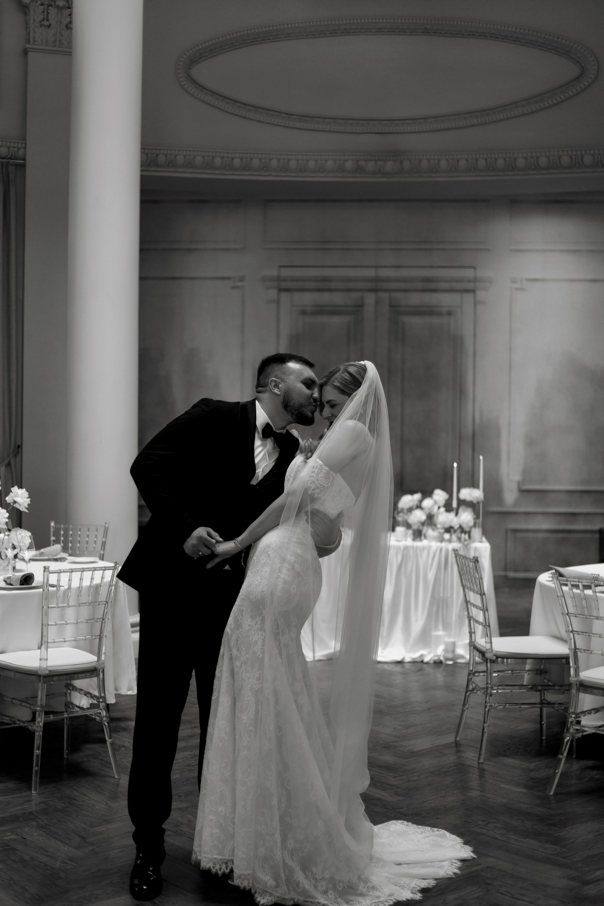 Артур и Елизавета. Бутик-отель «Pallasa». Фотограф Анна Лейман. Севастополь