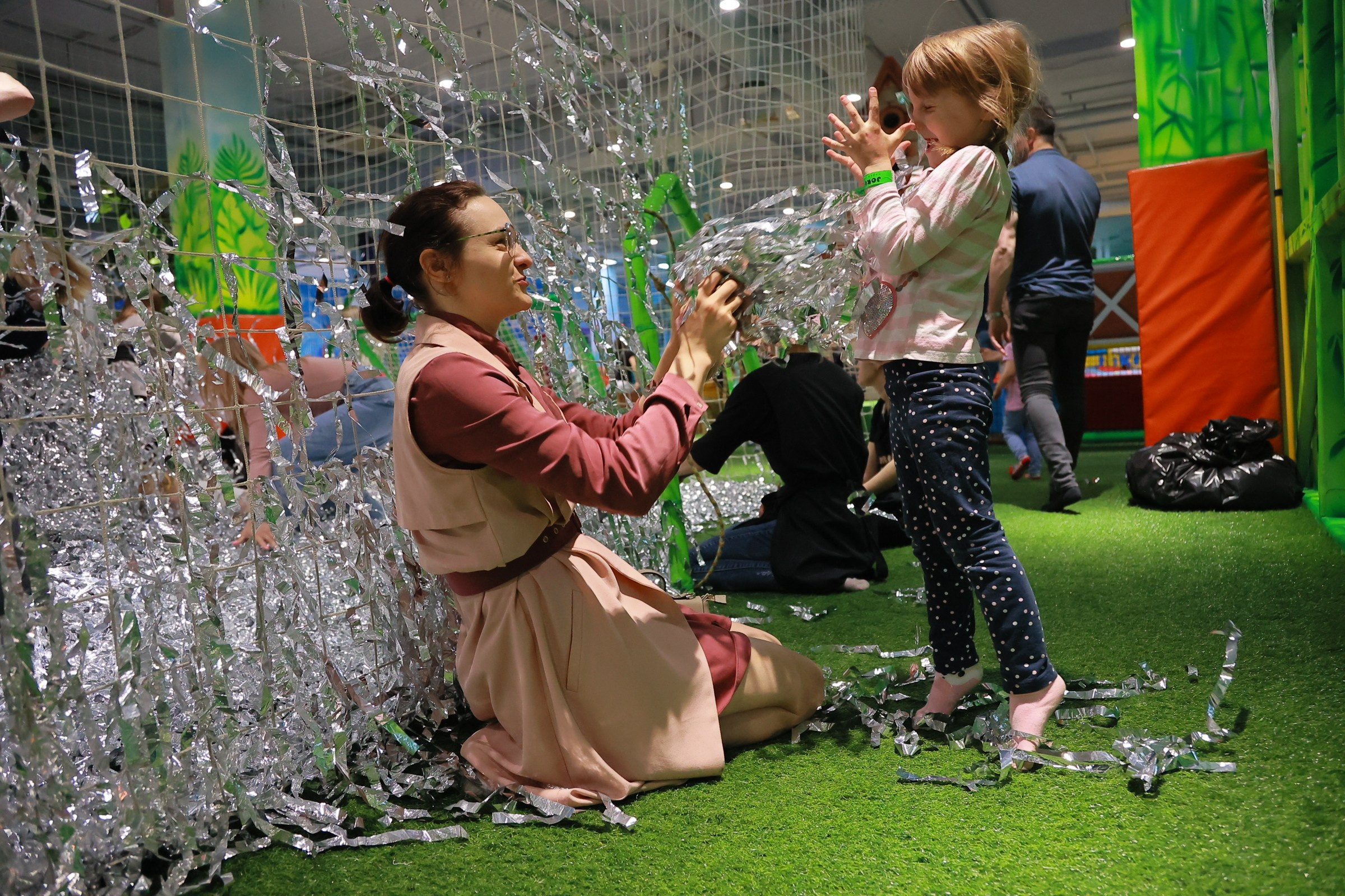 Семейный поход в игровой центр. Выпускные альбомы в Москве и Московской области