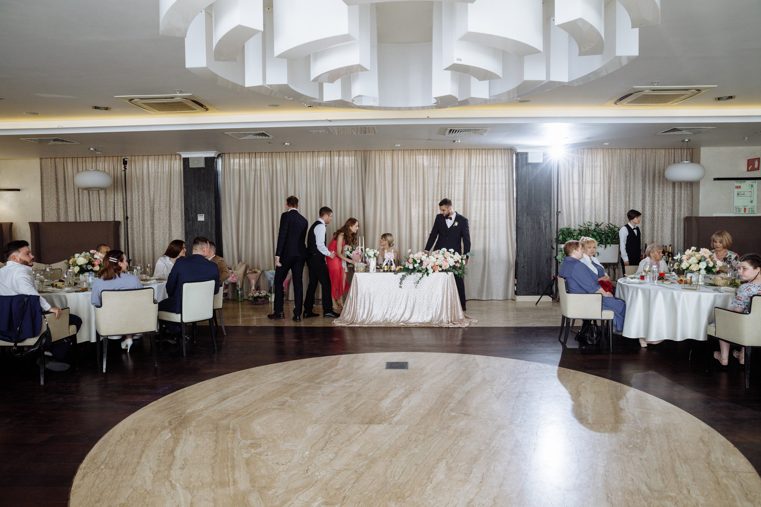 Анонс свадьбы Милоша и Софьи