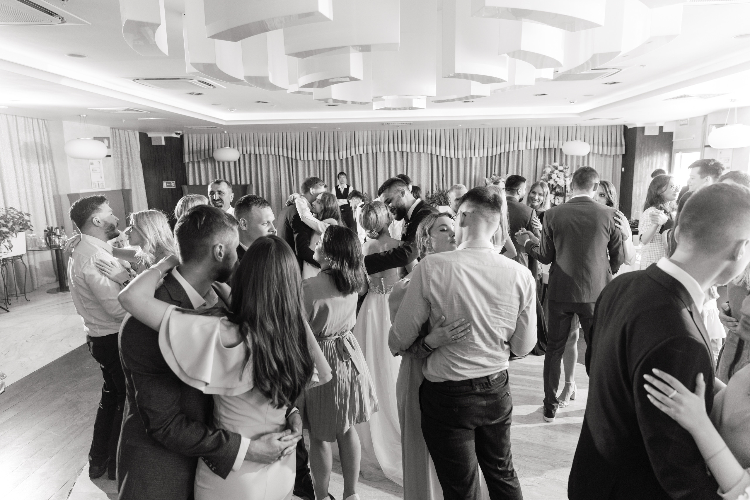 Анонс свадьбы Милоша и Софьи