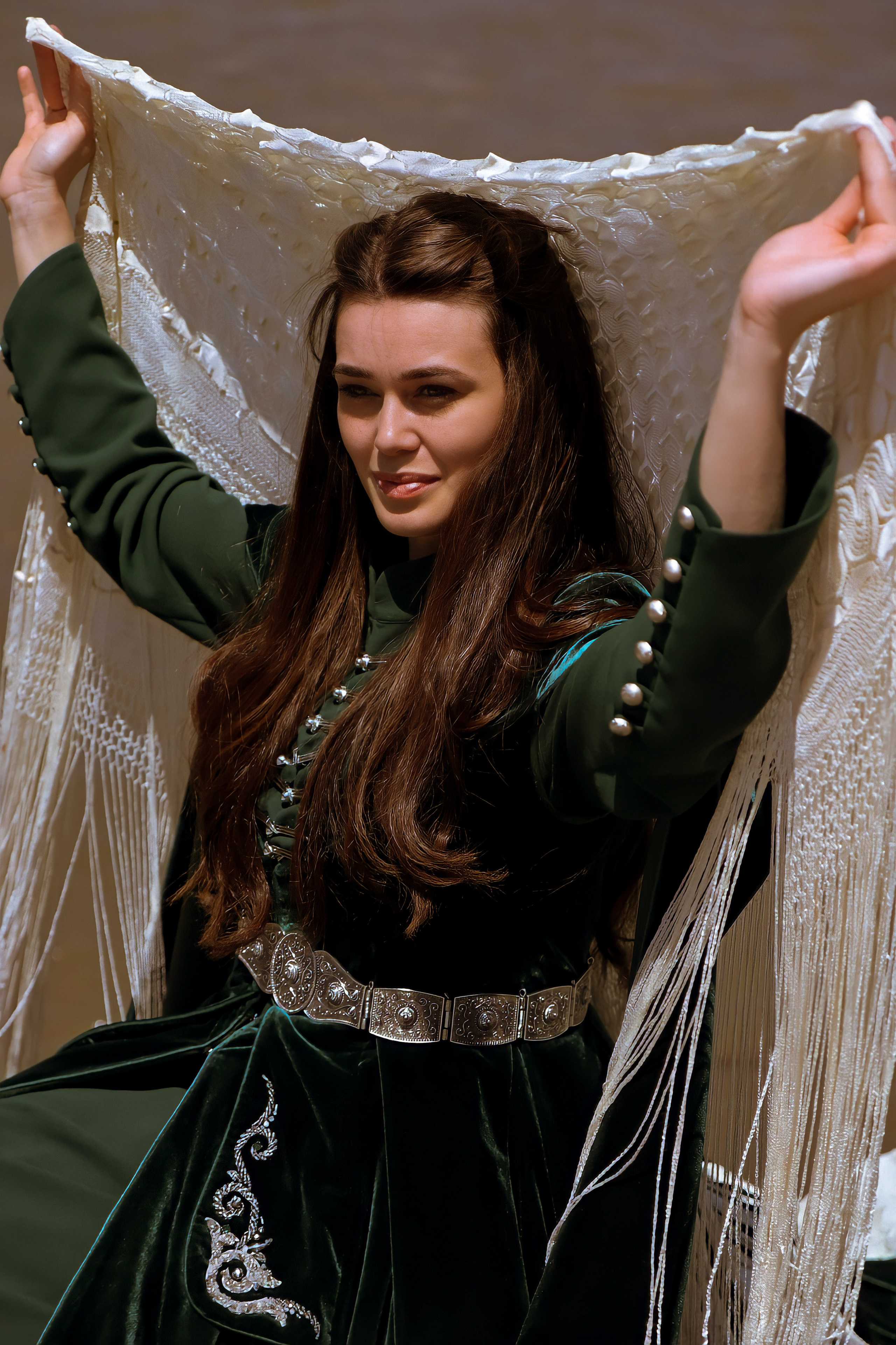 Фотосессия в национальном платье. Zuleta.Go