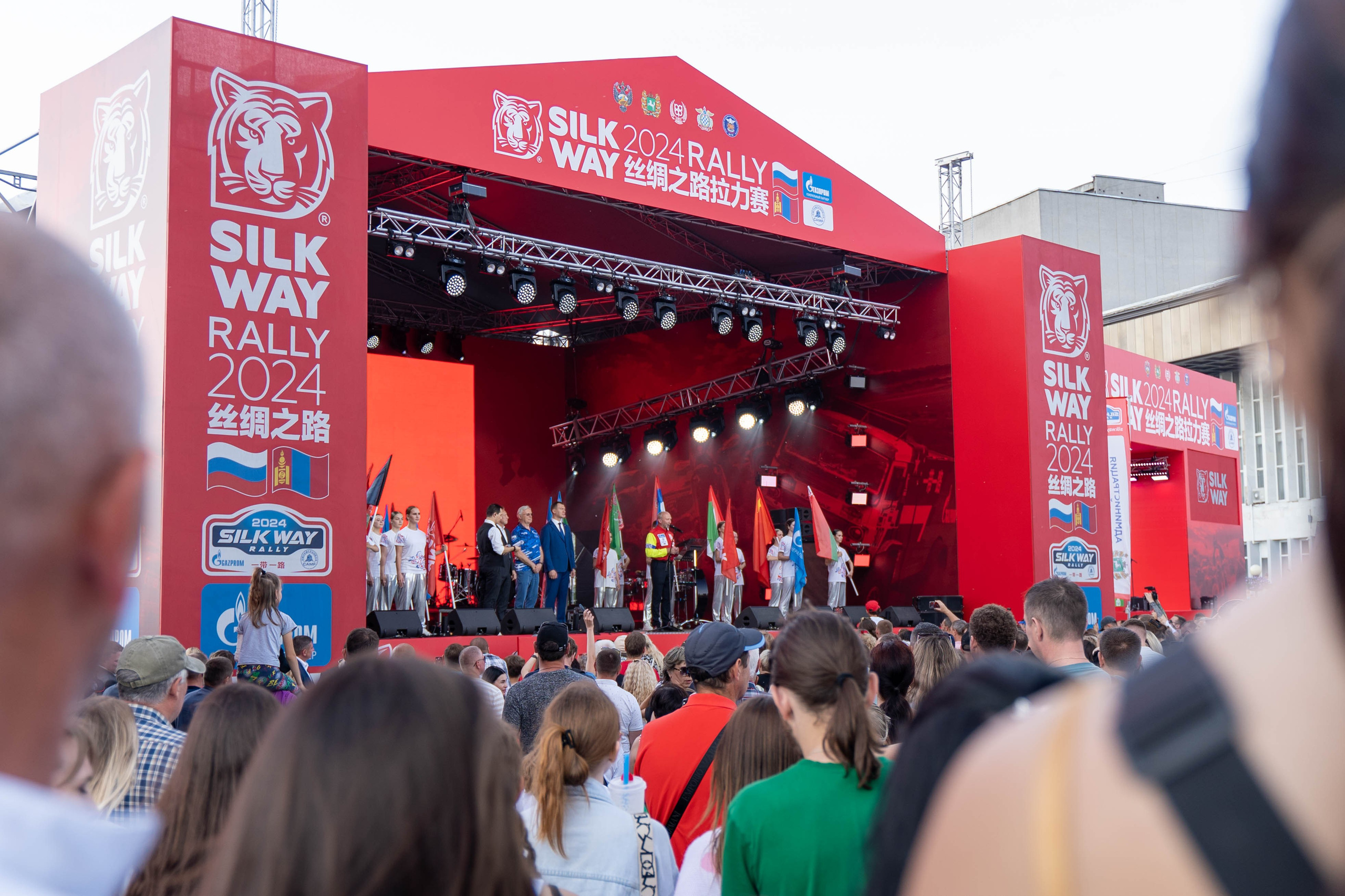 РЕКЛАМНЫЕ КОНСТРУКЦИИ И ЗАСТРОЙКИ. Портфолио