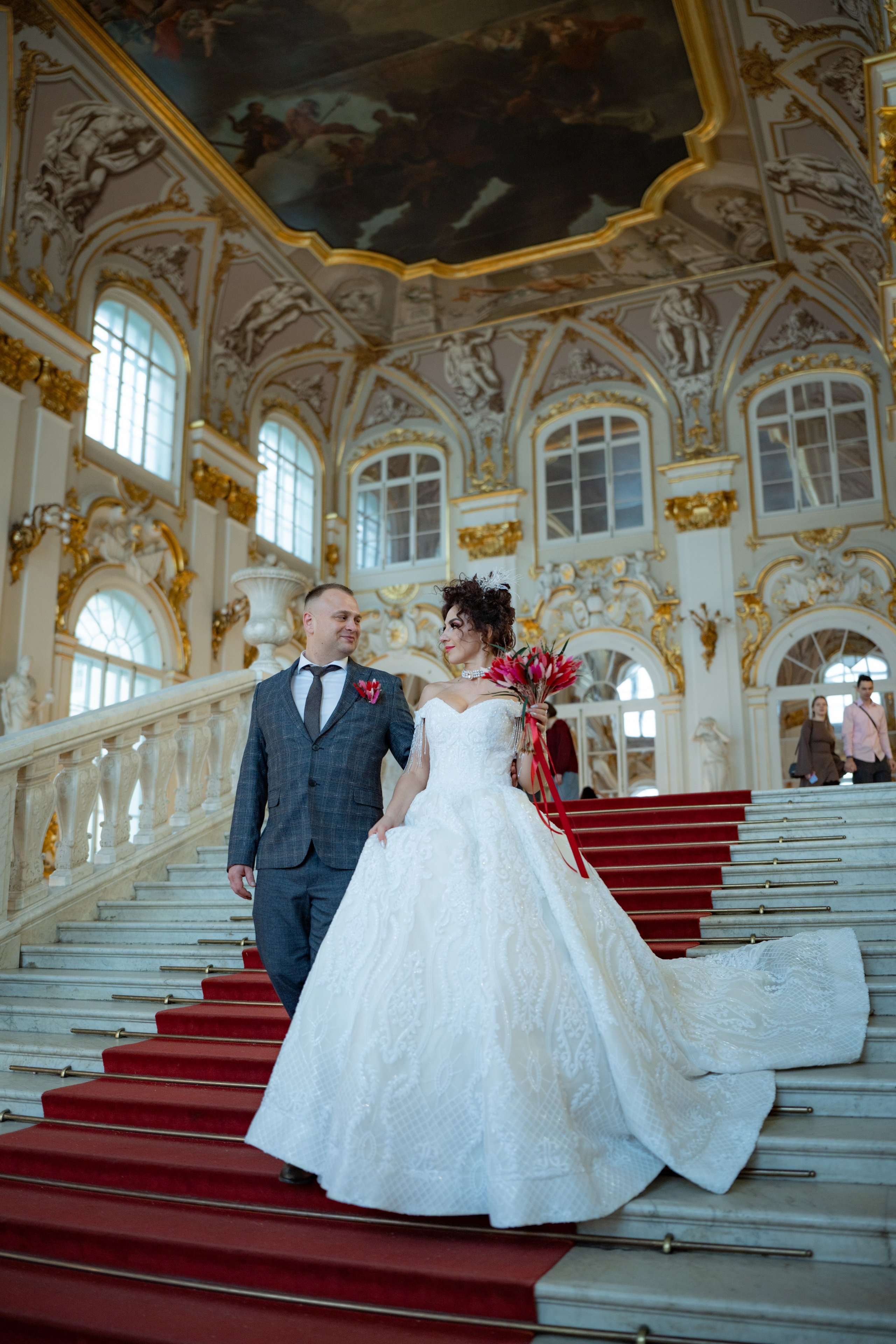 Места для фотосессии зимой в плохую погоду в Санкт-Петербурге. Свадебный фотограф Александр Невский в Санкт-Петербурге