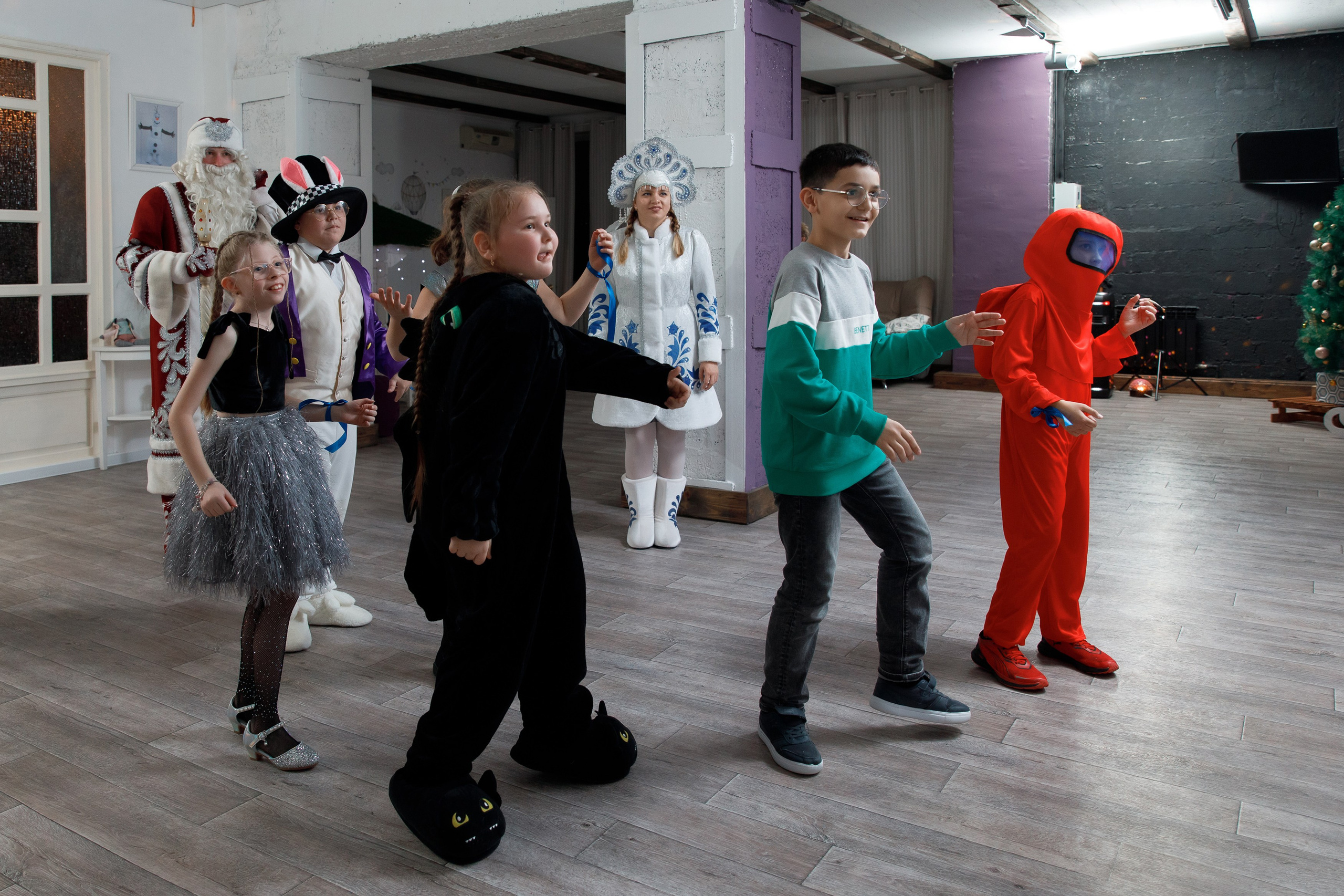 Школа «Кристалл» | Новогодняя программа. Свадебный, семейный и школьный фотограф в Сызрани Максим Баталов