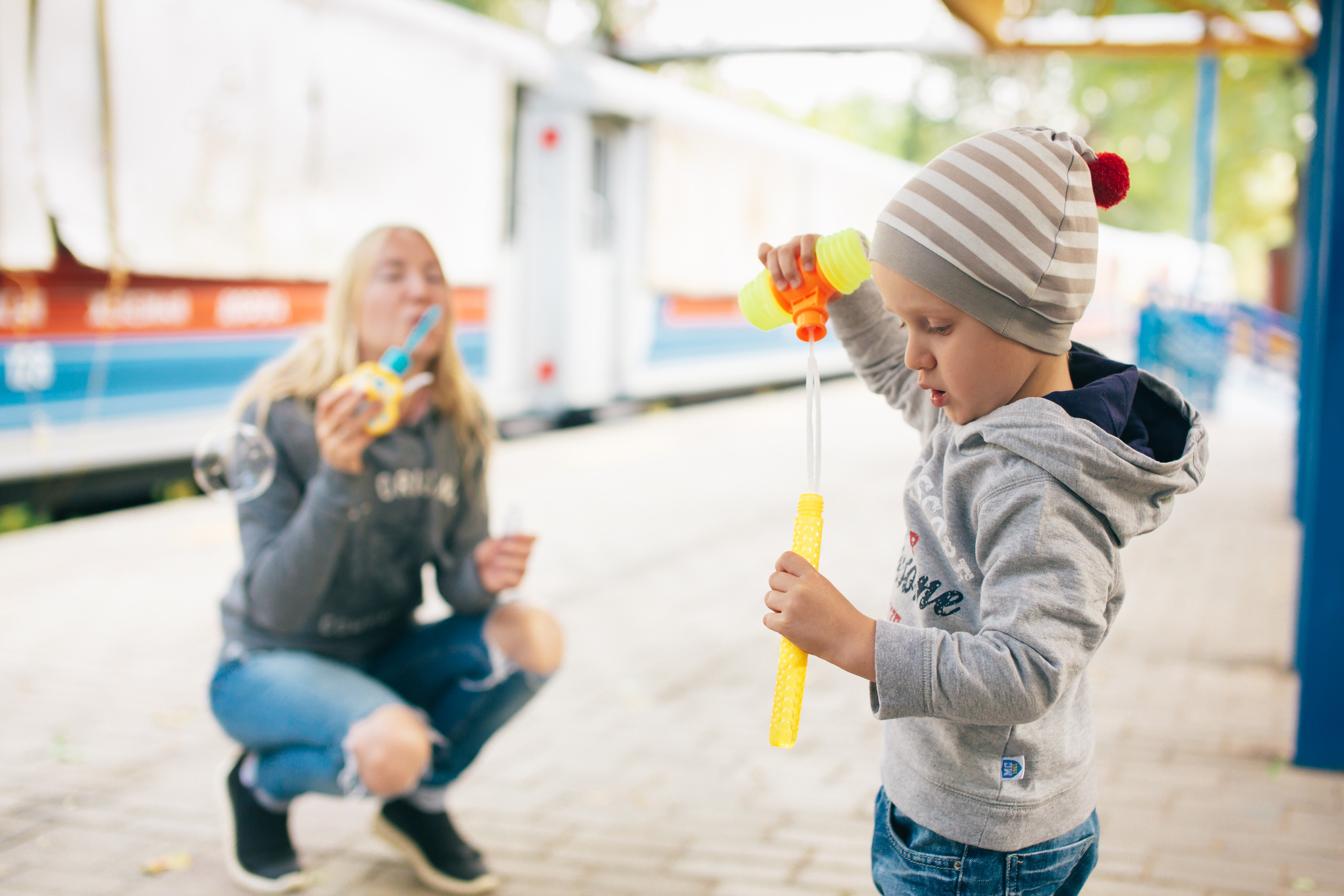 Семейная прогулка в Дубках. Фотограф в Оренбурге. Профессиональный фотограф
