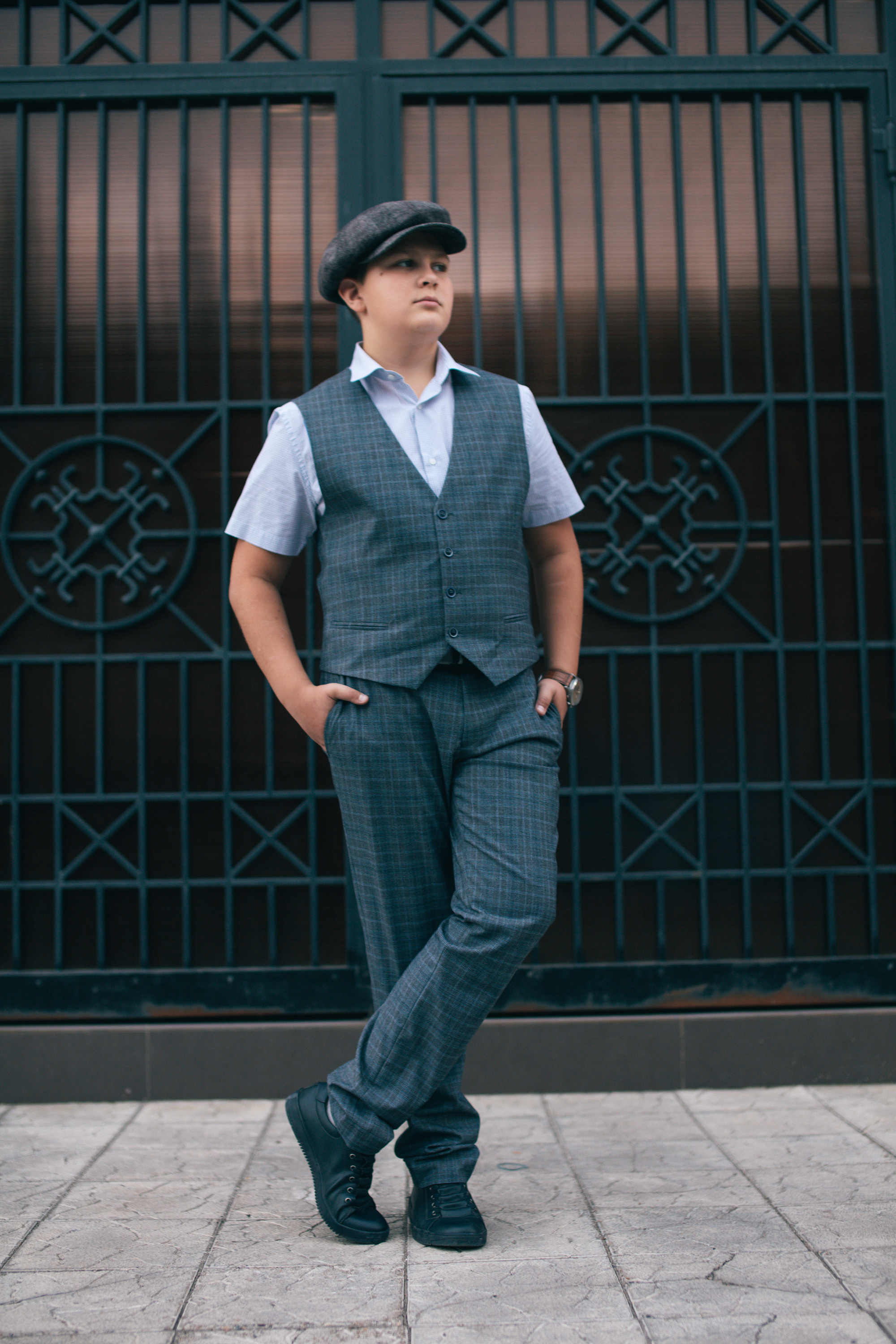 Фотосессия в стиле Острые Козырьки. Фотограф в Оренбурге. Профессиональный фотограф