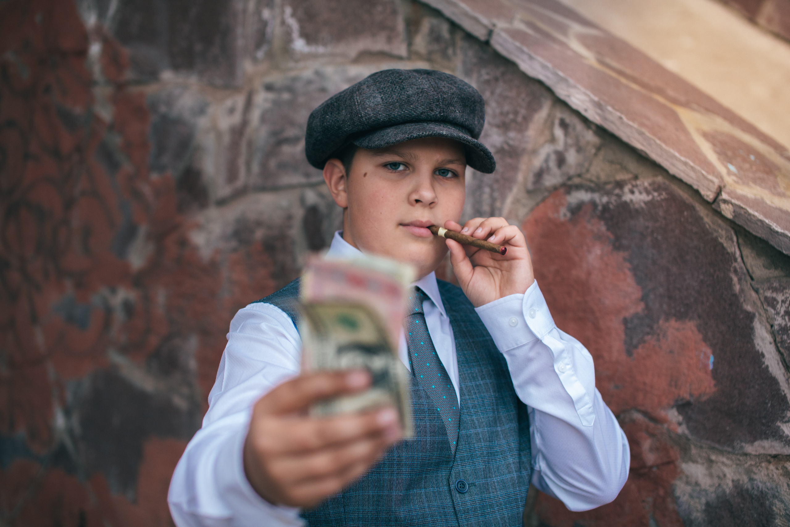 Фотосессия в стиле Острые Козырьки. Фотограф в Оренбурге. Профессиональный фотограф