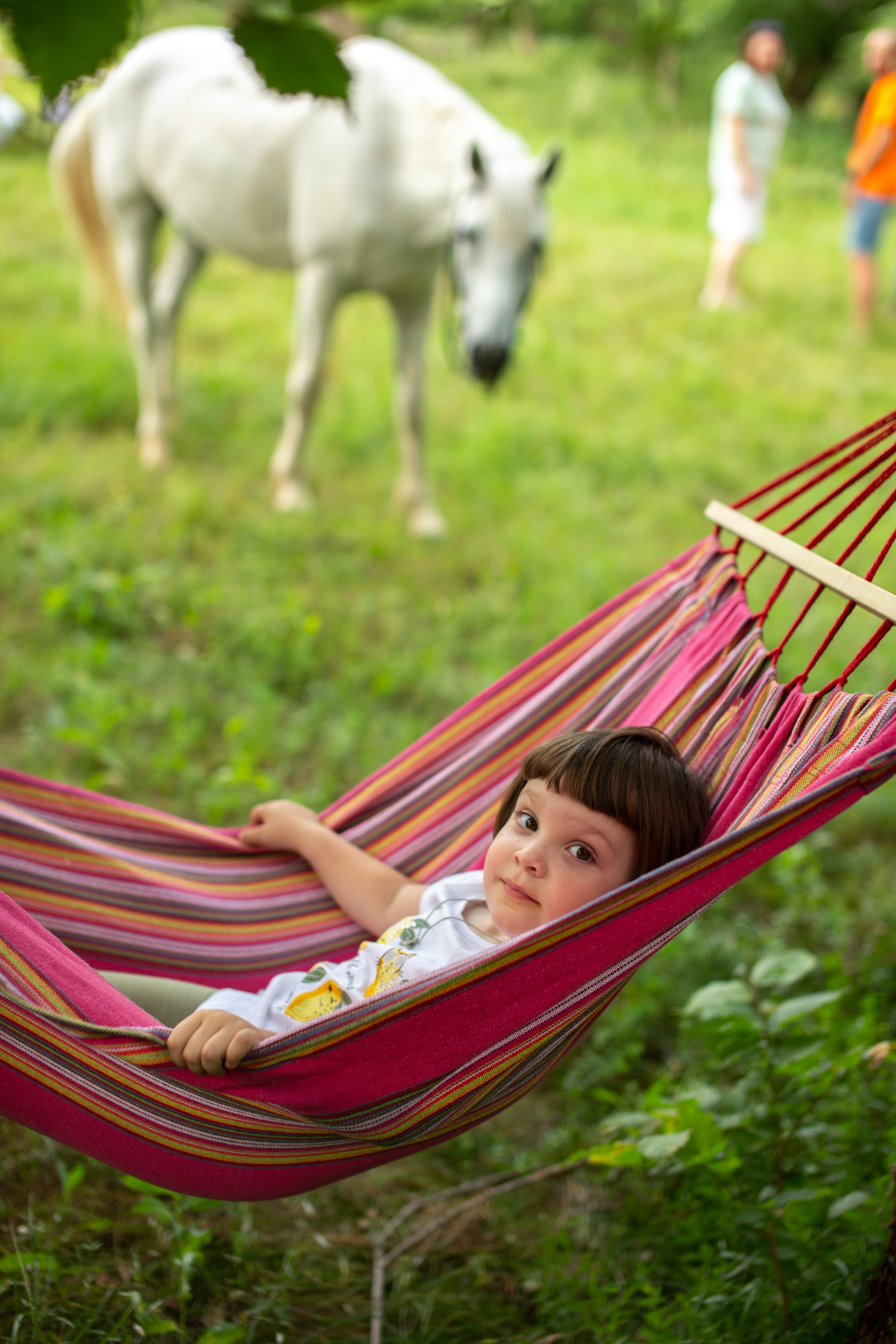Верочка в конном клубе. Фотограф в Оренбурге. Профессиональный фотограф