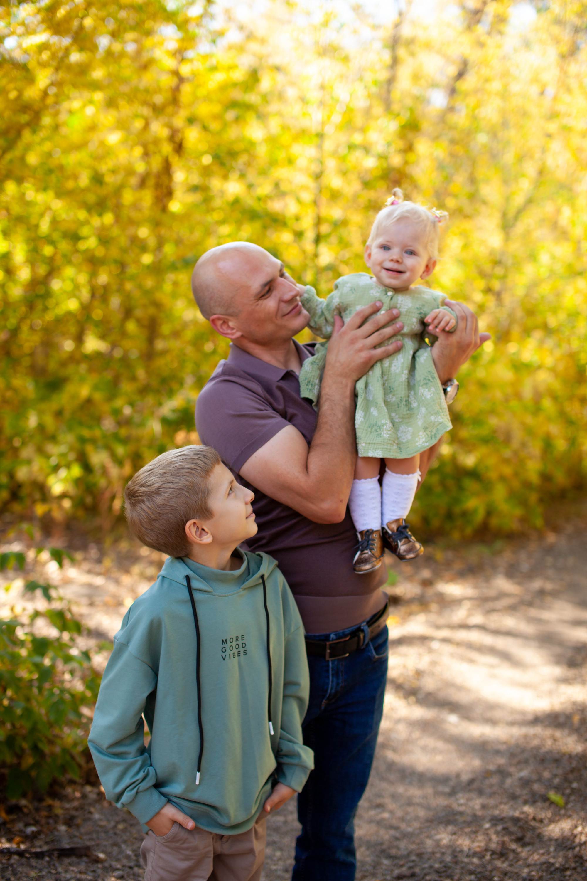 Семейная фотосессия в Дубках. Фотограф в Оренбурге. Профессиональный фотограф