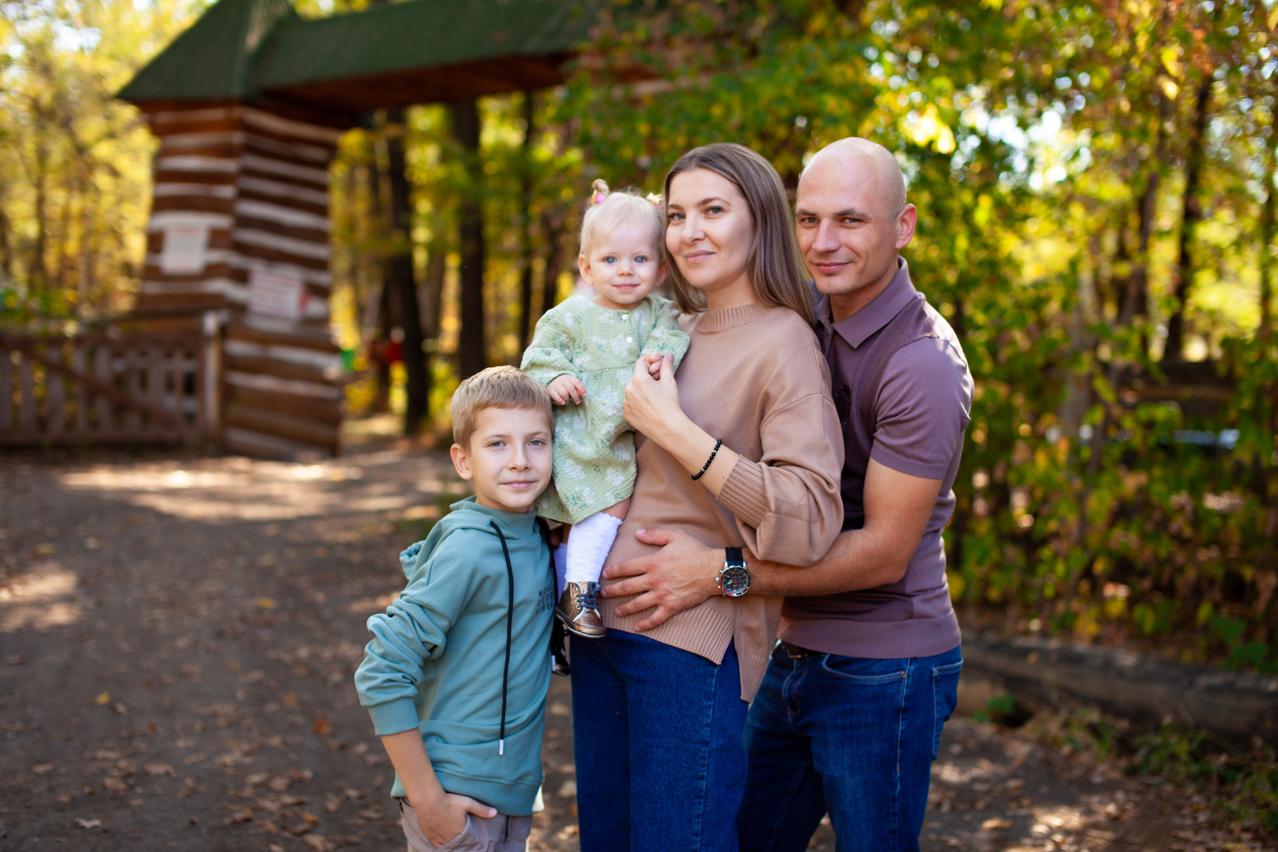 Семейная фотосессия в Дубках. Фотограф в Оренбурге. Профессиональный фотограф