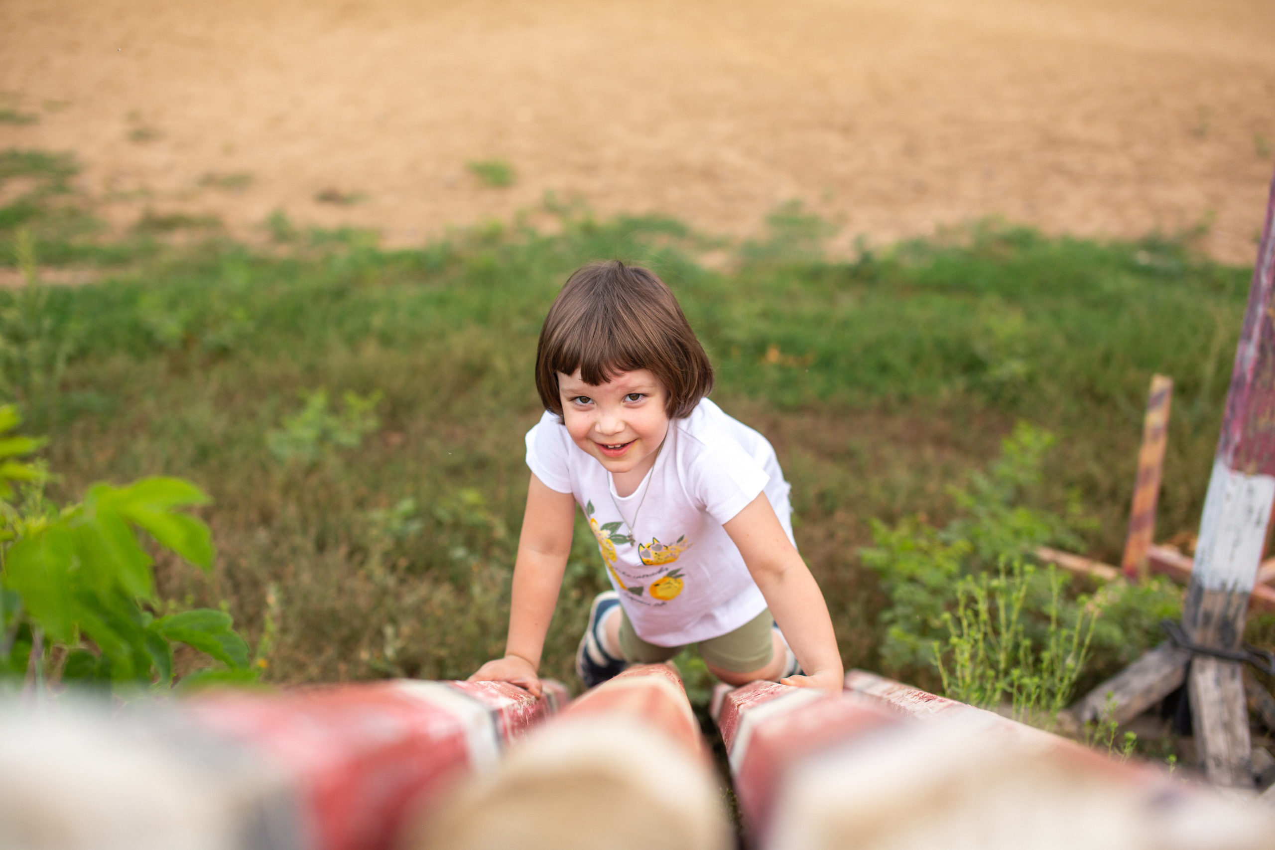 Верочка в конном клубе. Фотограф в Оренбурге. Профессиональный фотограф