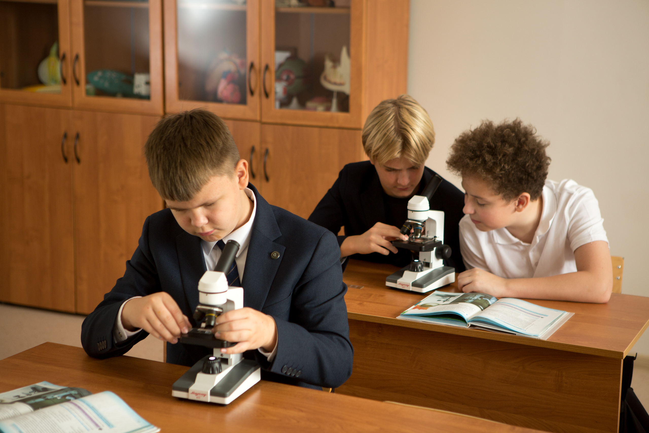 Фотосессия школьников. Фотограф в Оренбурге. Профессиональный фотограф