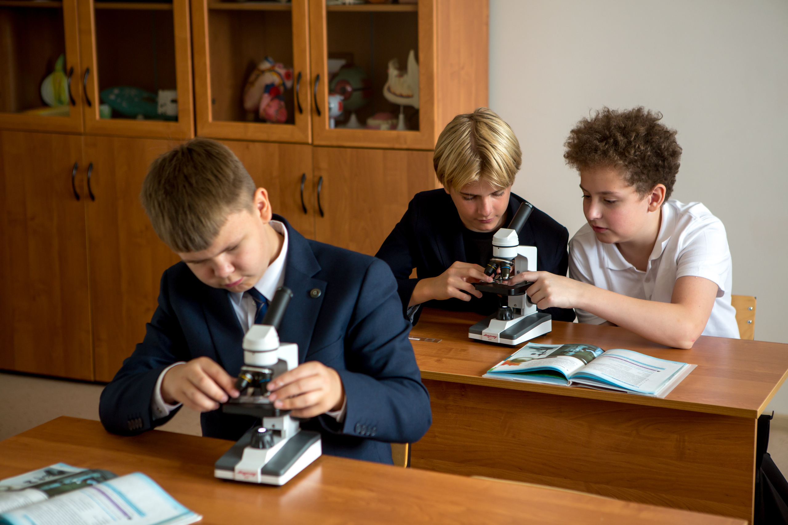 Фотосессия школьников. Фотограф в Оренбурге. Профессиональный фотограф